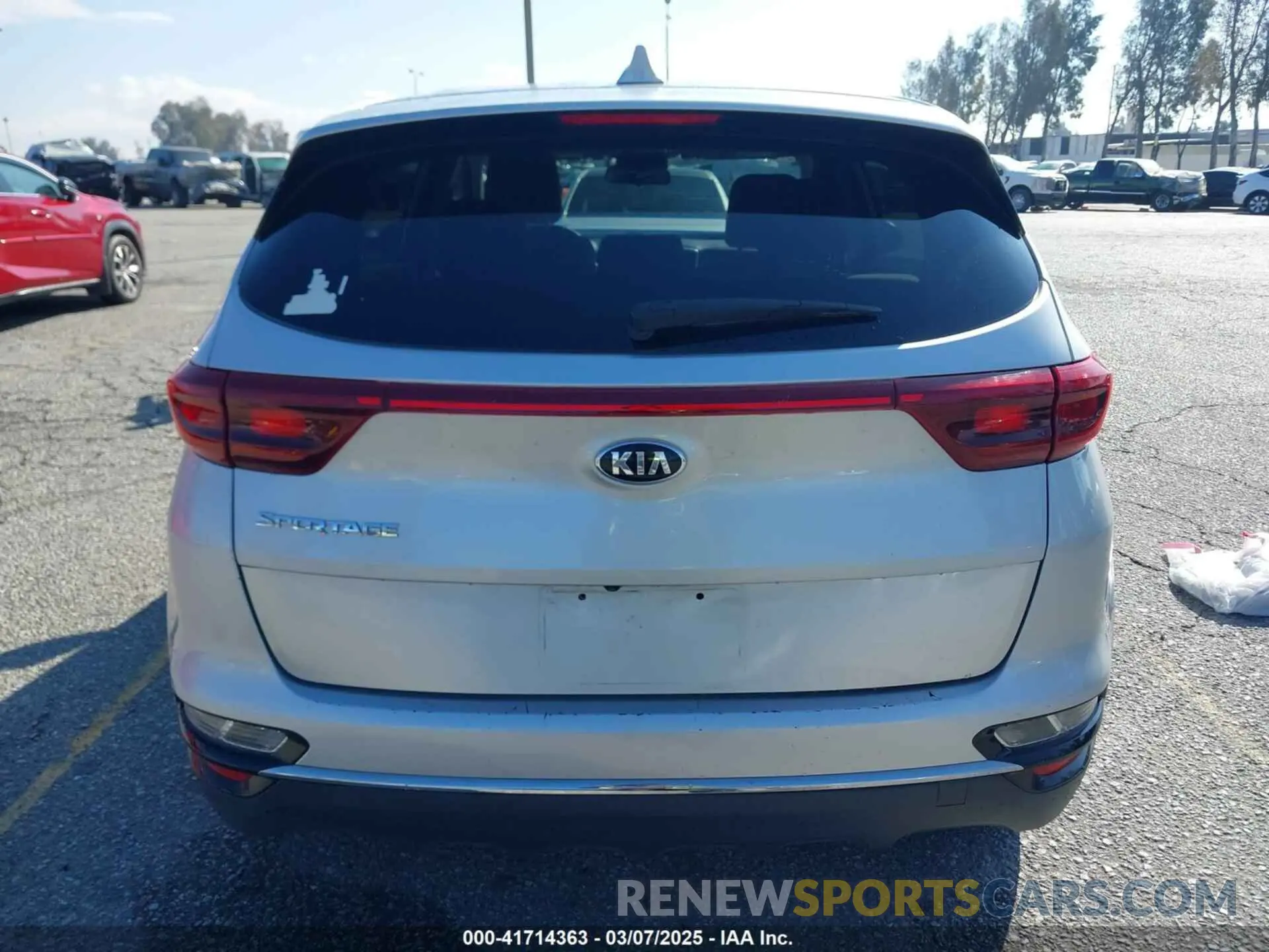 16 fotografías del automóvil dañado KNDPM3AC2L7694764 KIA SPORTAGE 2020
