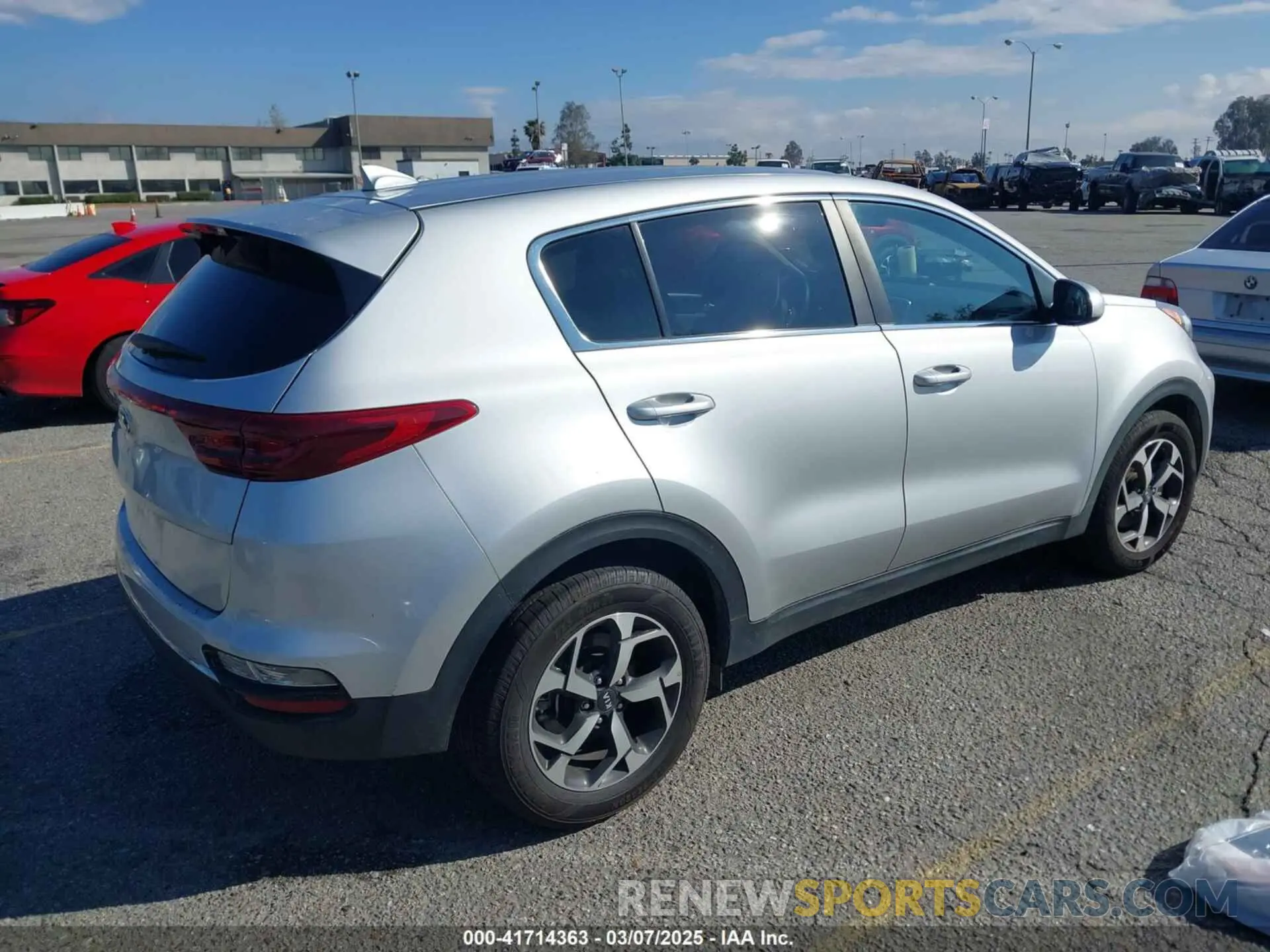 4 fotografías del automóvil dañado KNDPM3AC2L7694764 KIA SPORTAGE 2020