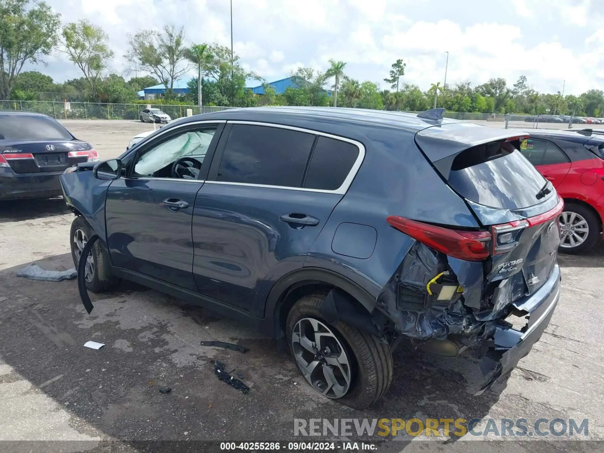 3 fotografías del automóvil dañado KNDPM3AC3L7713581 KIA SPORTAGE 2020