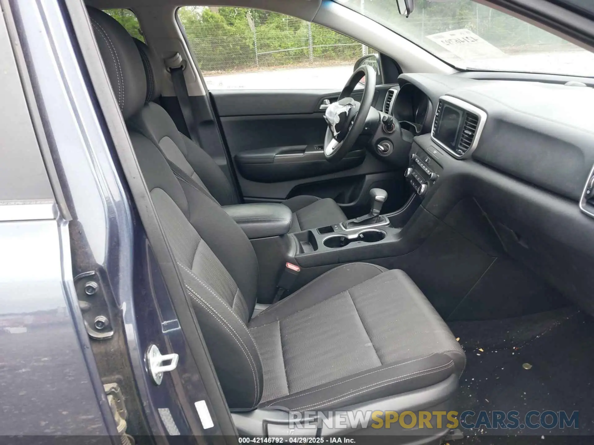 5 fotografías del automóvil dañado KNDPM3AC4L7651723 KIA SPORTAGE 2020