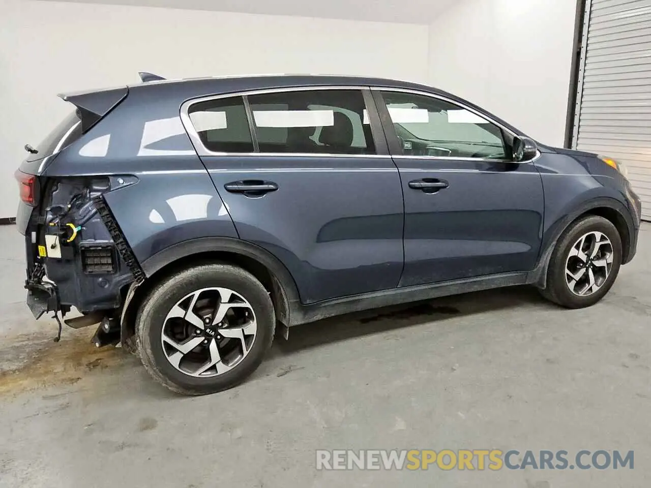 3 fotografías del automóvil dañado KNDPM3AC4L7681160 KIA SPORTAGE 2020