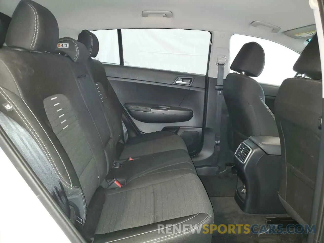 11 fotografías del automóvil dañado KNDPM3AC4L7688013 KIA SPORTAGE 2020