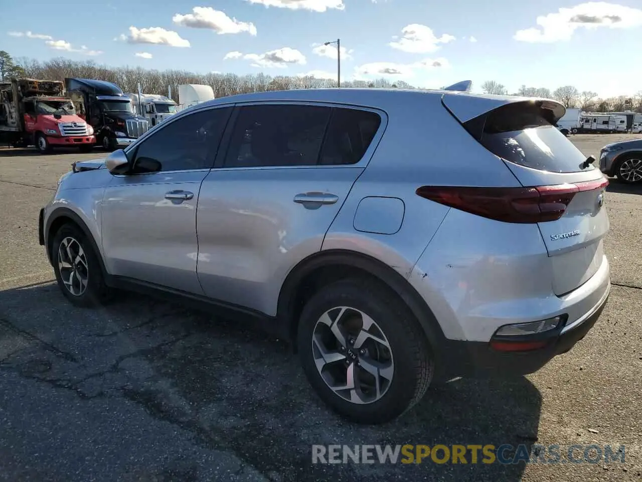 2 fotografías del automóvil dañado KNDPM3AC4L7735590 KIA SPORTAGE 2020