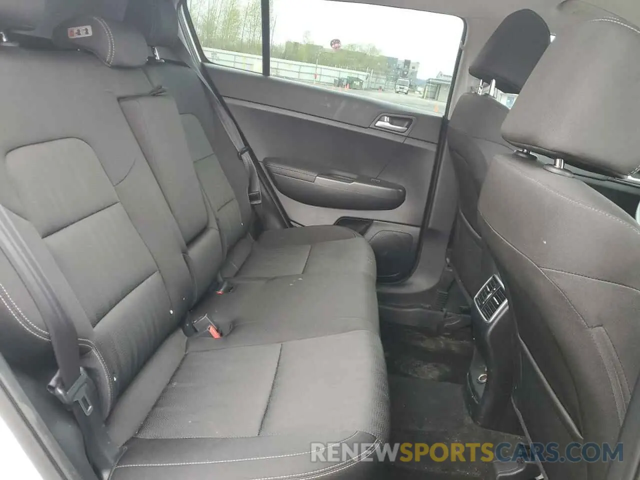 11 fotografías del automóvil dañado KNDPM3AC5L7651598 KIA SPORTAGE 2020