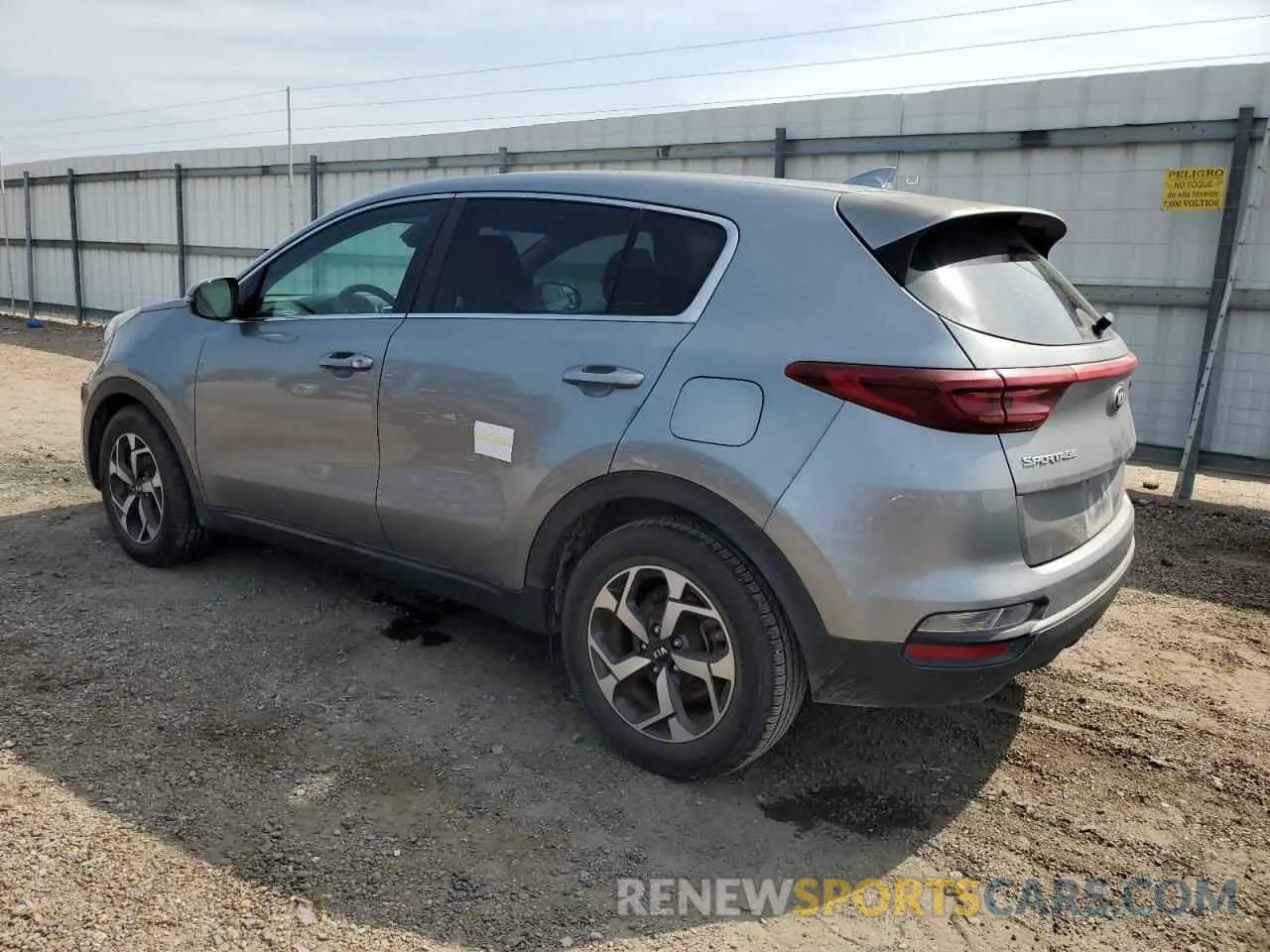 2 fotografías del automóvil dañado KNDPM3AC5L7686402 KIA SPORTAGE 2020