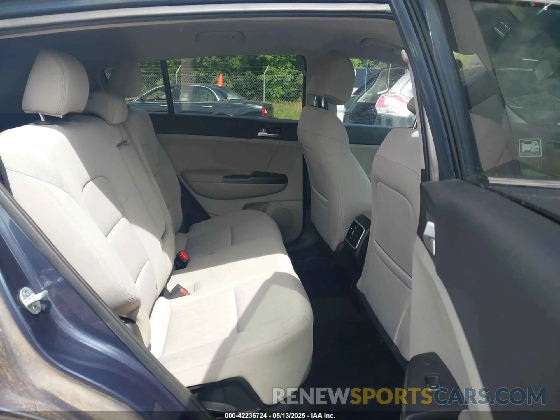 8 fotografías del automóvil dañado KNDPM3AC5L7813505 KIA SPORTAGE 2020