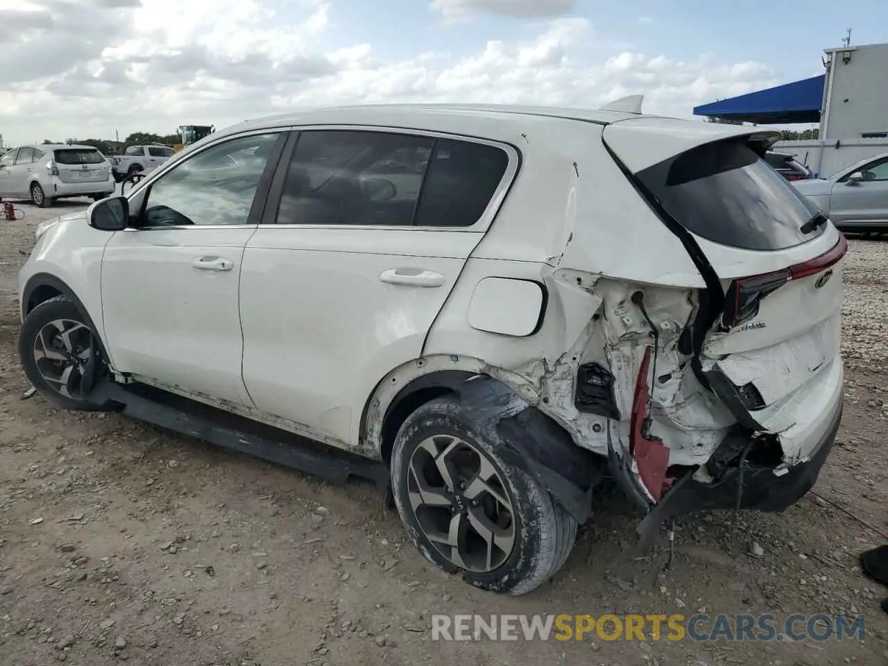 2 fotografías del automóvil dañado KNDPM3AC5L7814024 KIA SPORTAGE 2020