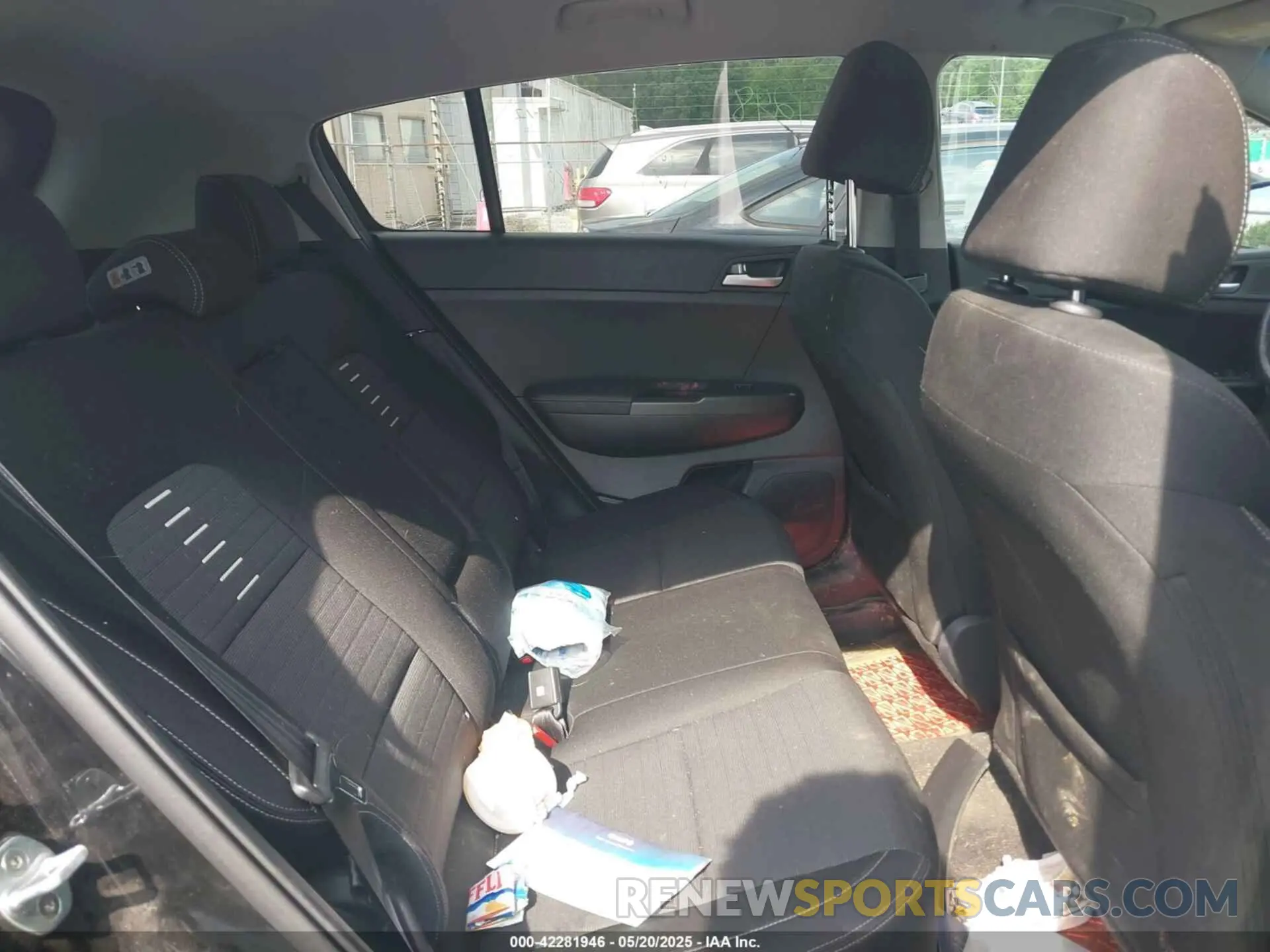 8 fotografías del automóvil dañado KNDPM3AC6L7650542 KIA SPORTAGE 2020