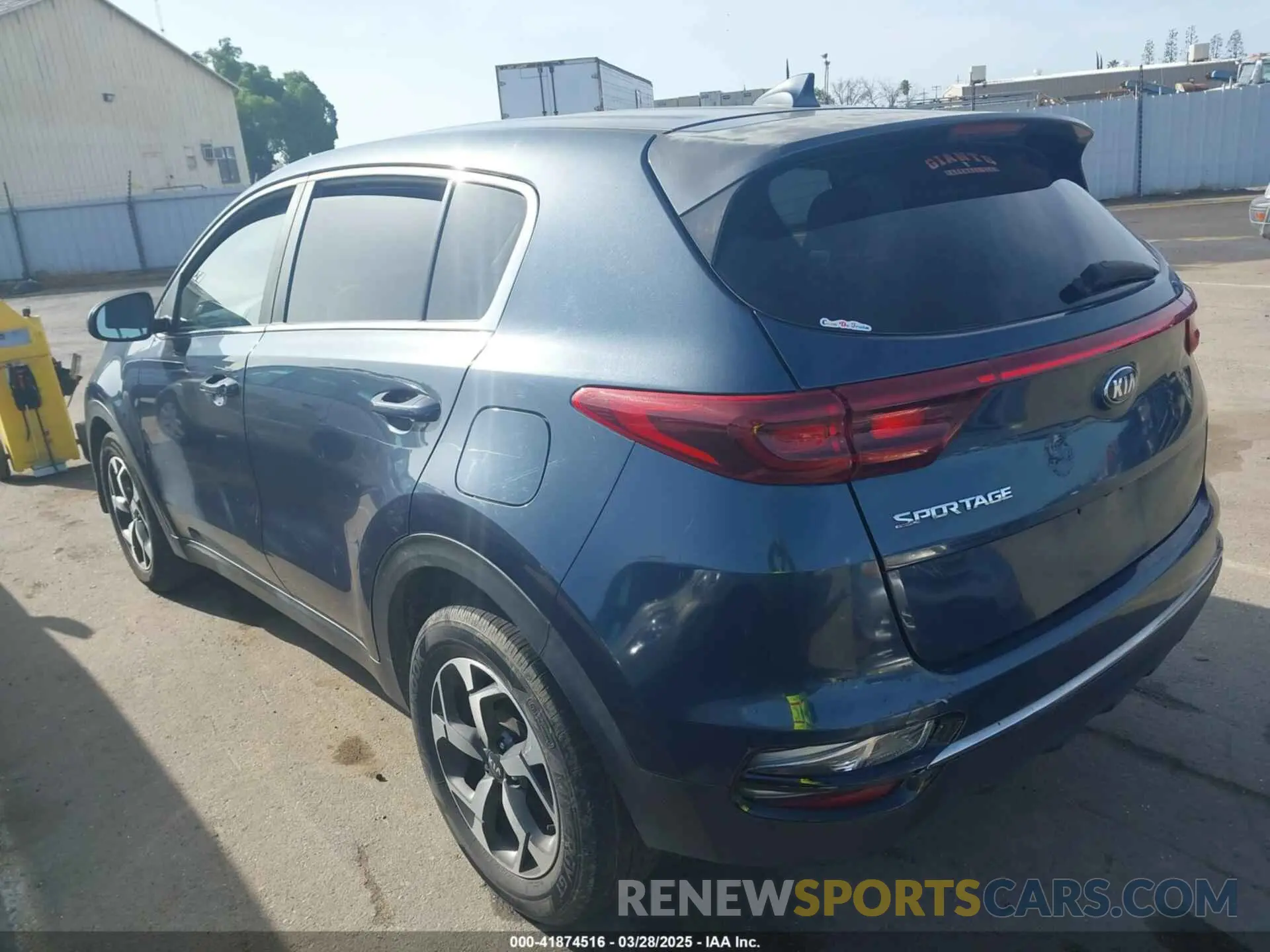 3 fotografías del automóvil dañado KNDPM3AC6L7707709 KIA SPORTAGE 2020