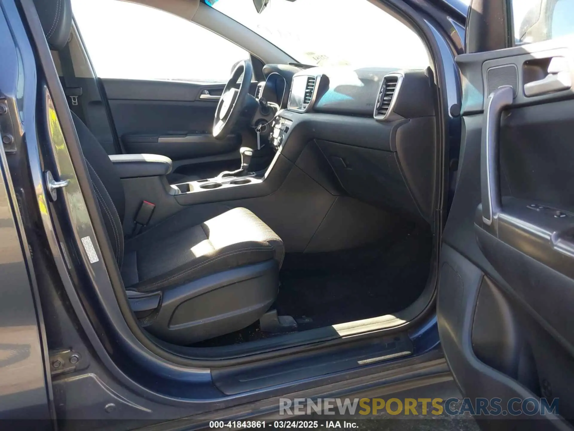 5 fotografías del automóvil dañado KNDPM3AC6L7720640 KIA SPORTAGE 2020