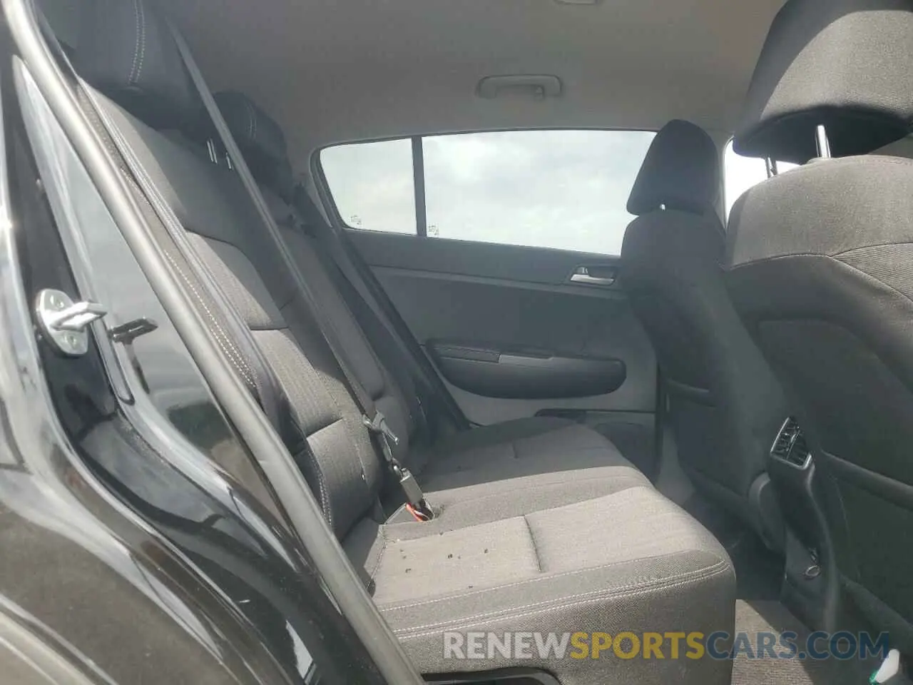 11 fotografías del automóvil dañado KNDPM3AC6L7838462 KIA SPORTAGE 2020