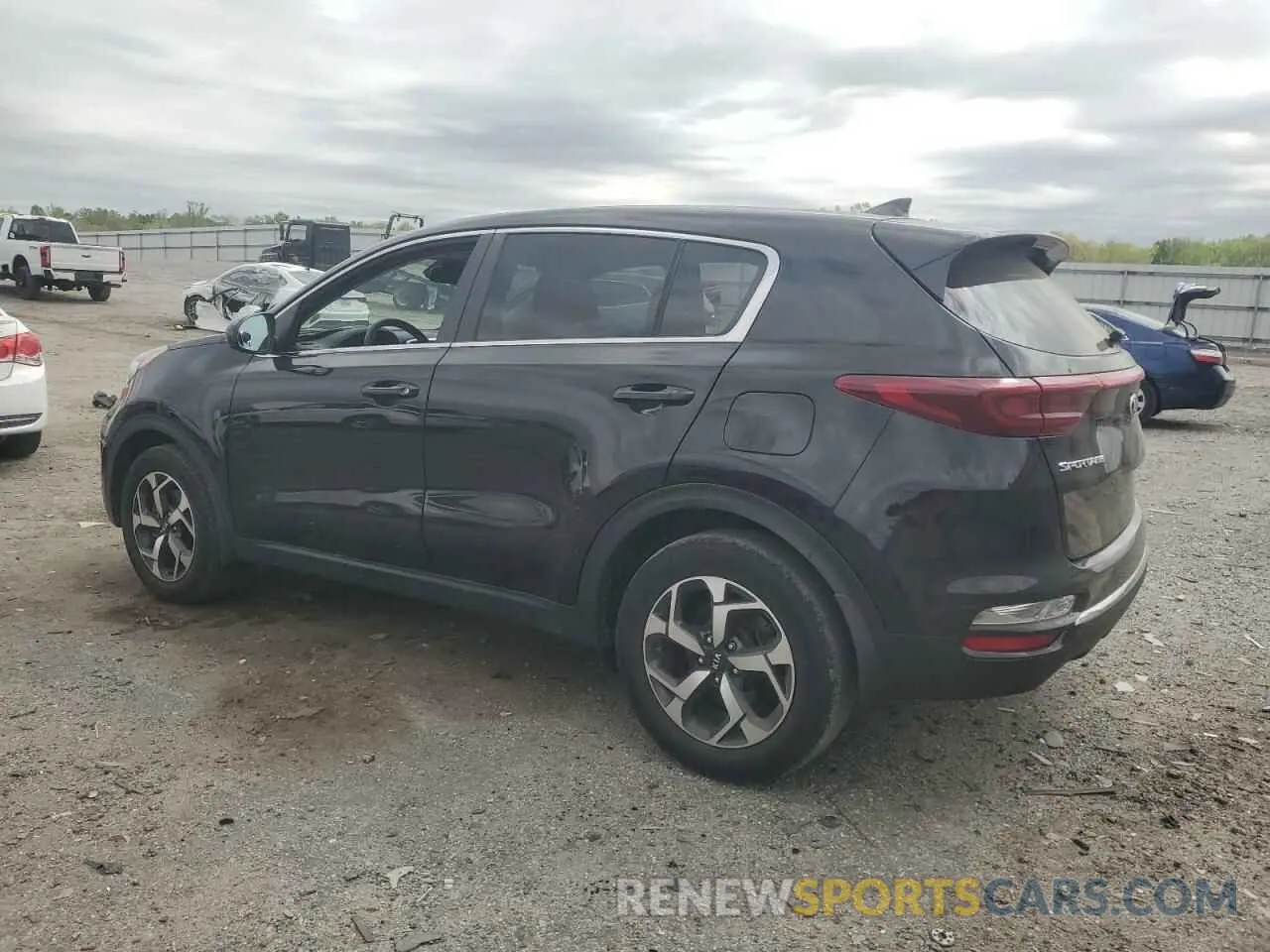 2 fotografías del automóvil dañado KNDPM3AC6L7838462 KIA SPORTAGE 2020