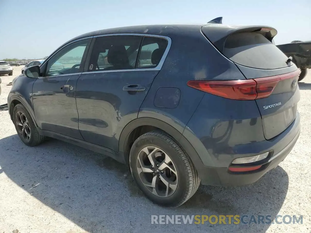 2 fotografías del automóvil dañado KNDPM3AC7L7629067 KIA SPORTAGE 2020