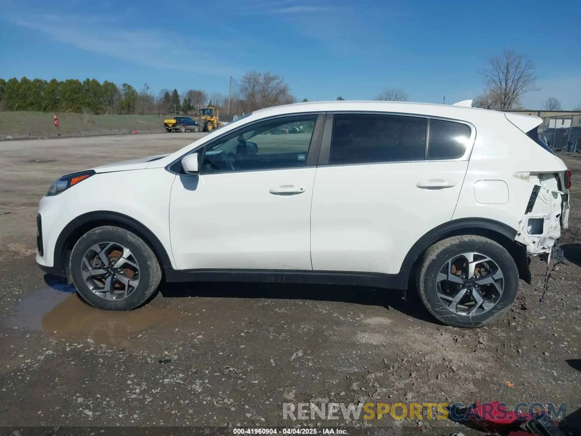 15 fotografías del automóvil dañado KNDPM3AC7L7643440 KIA SPORTAGE 2020