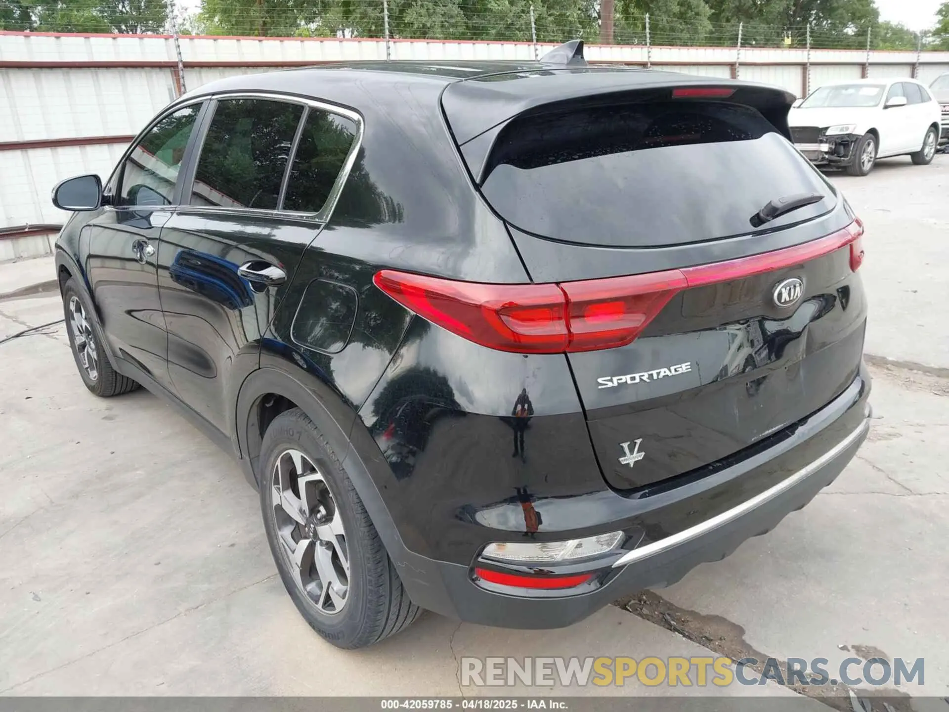 3 fotografías del automóvil dañado KNDPM3AC7L7836932 KIA SPORTAGE 2020