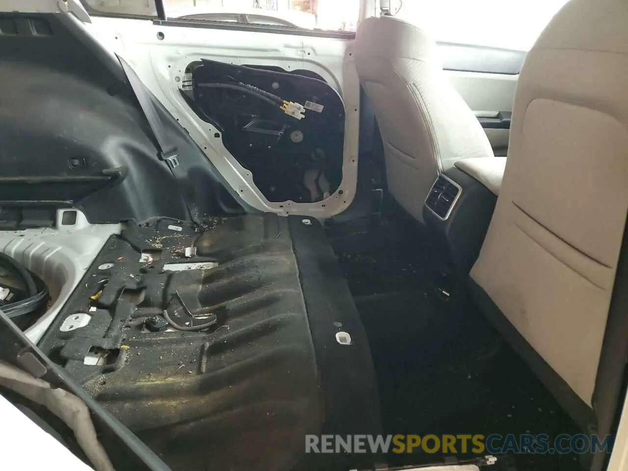 11 fotografías del automóvil dañado KNDPM3AC8L7759634 KIA SPORTAGE 2020