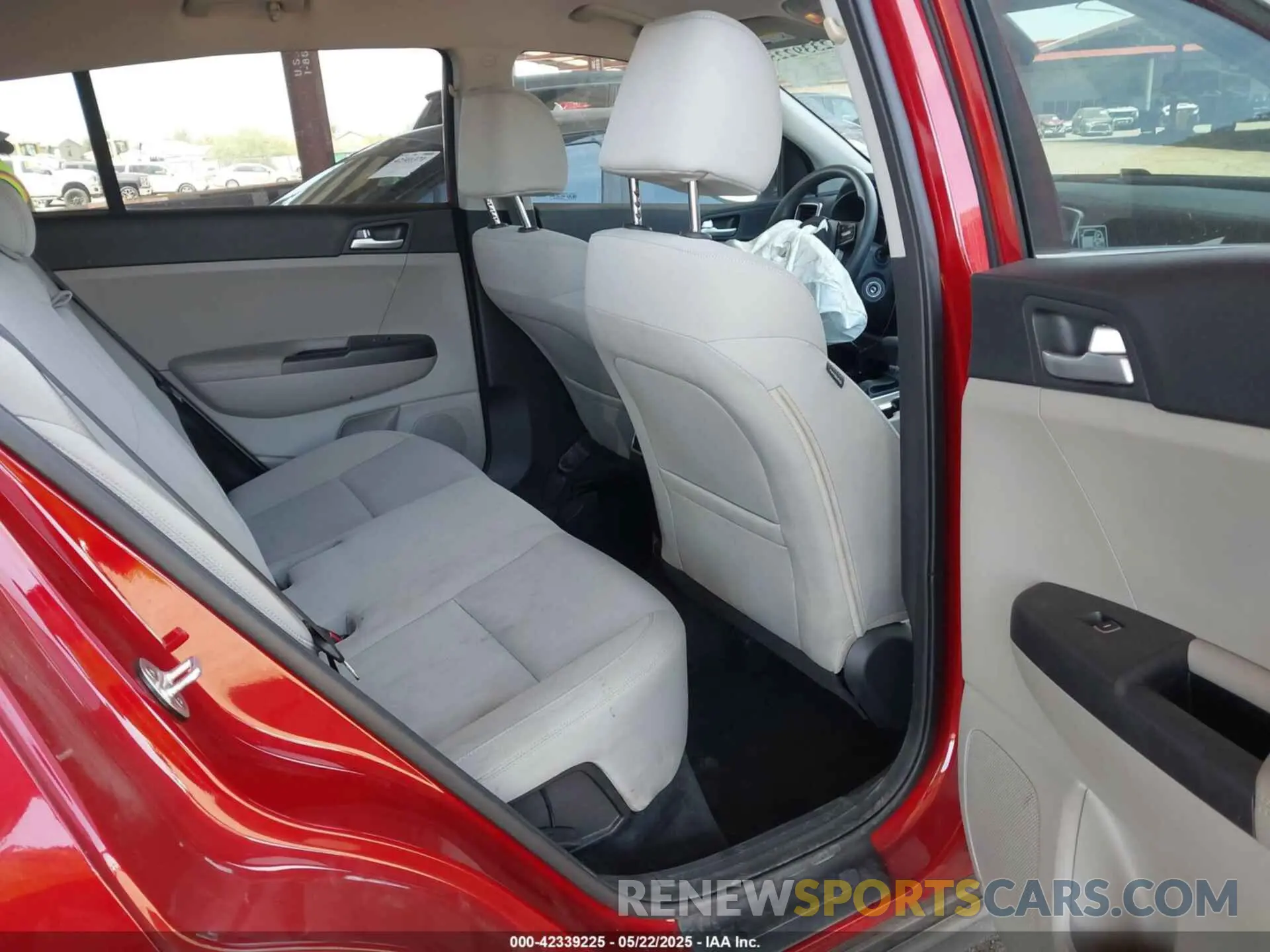 8 fotografías del automóvil dañado KNDPM3AC9L7817282 KIA SPORTAGE 2020
