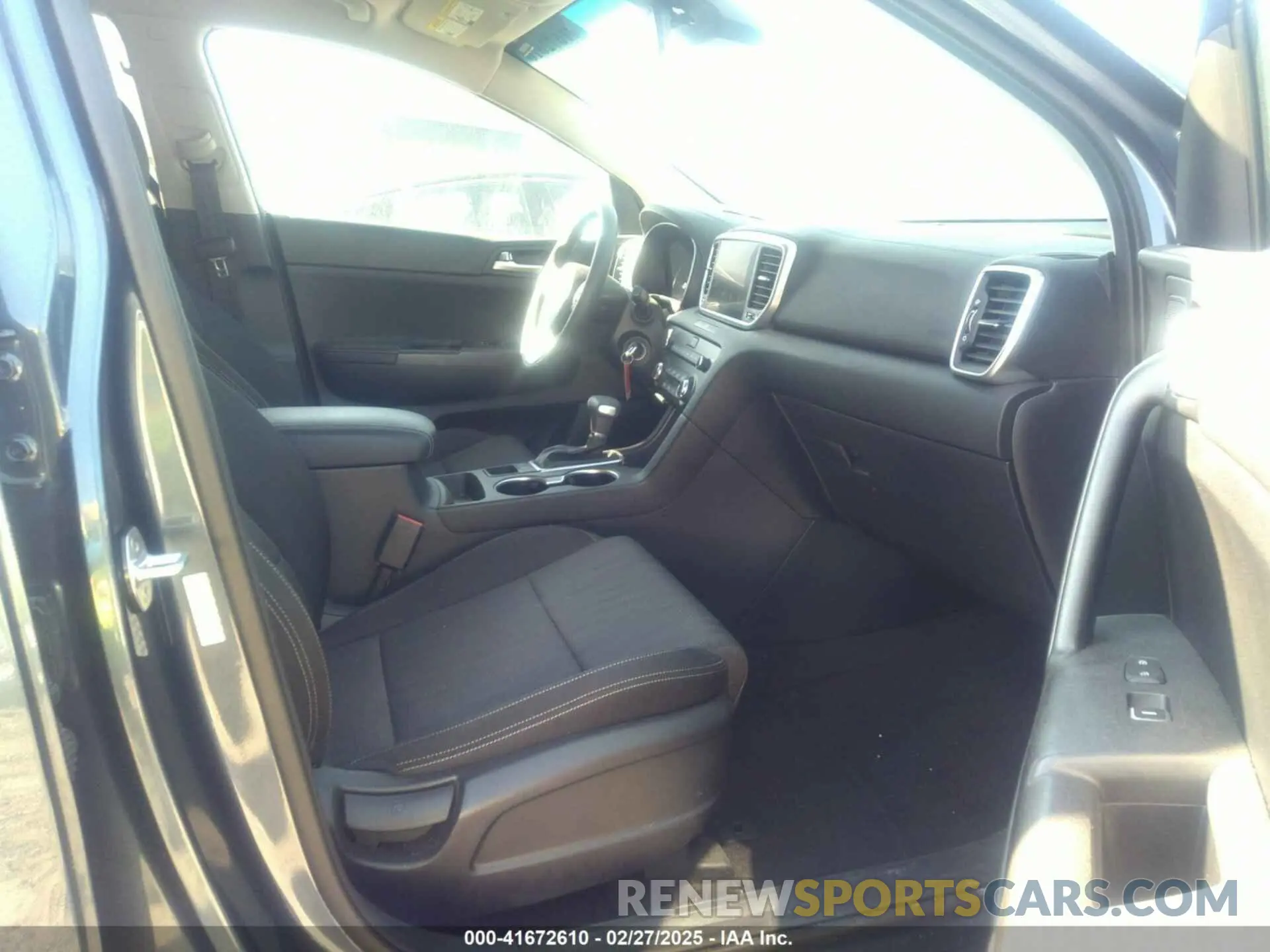 5 fotografías del automóvil dañado KNDPM3AC9L7830341 KIA SPORTAGE 2020