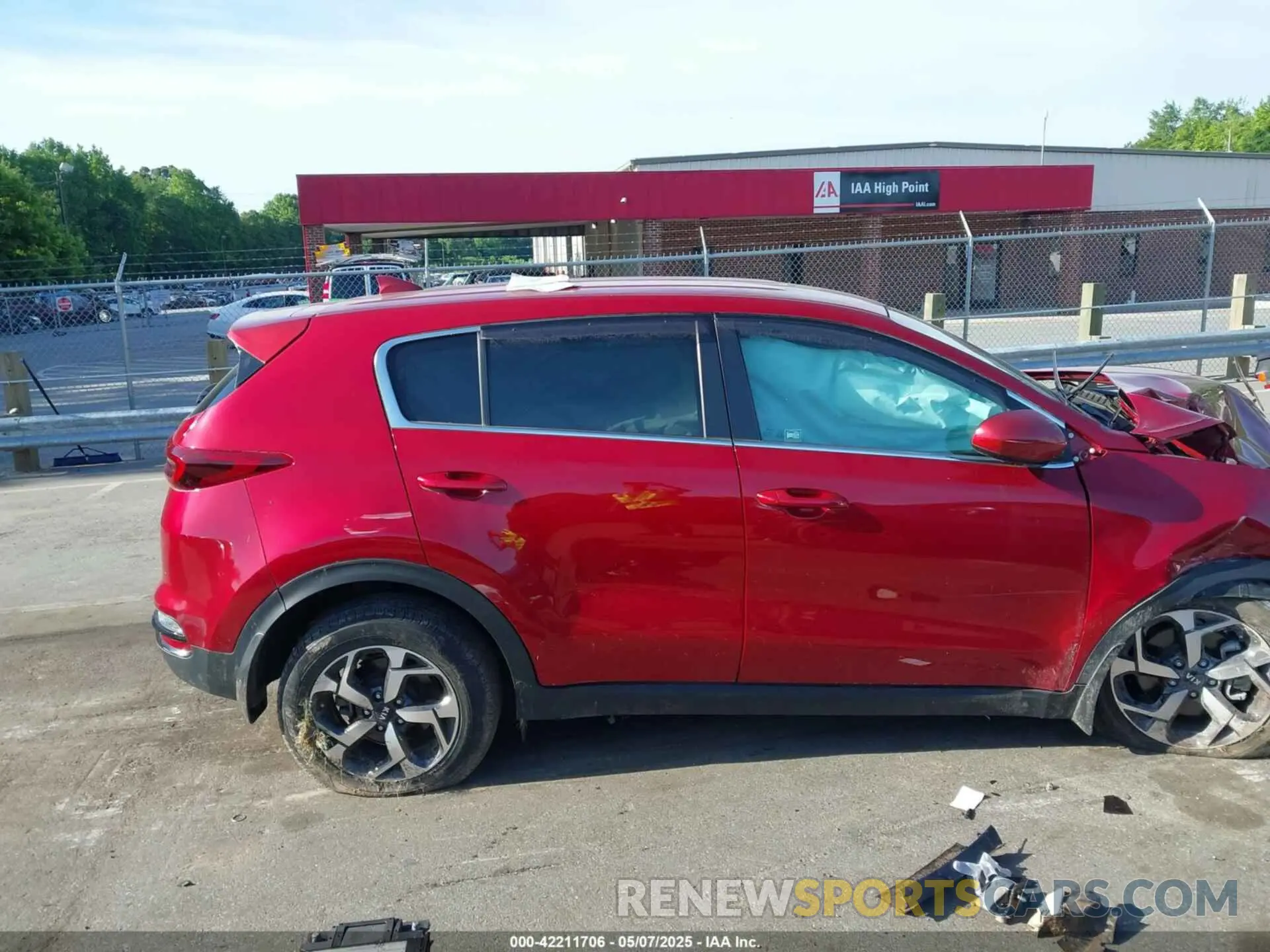 13 fotografías del automóvil dañado KNDPM3AC9L7835944 KIA SPORTAGE 2020