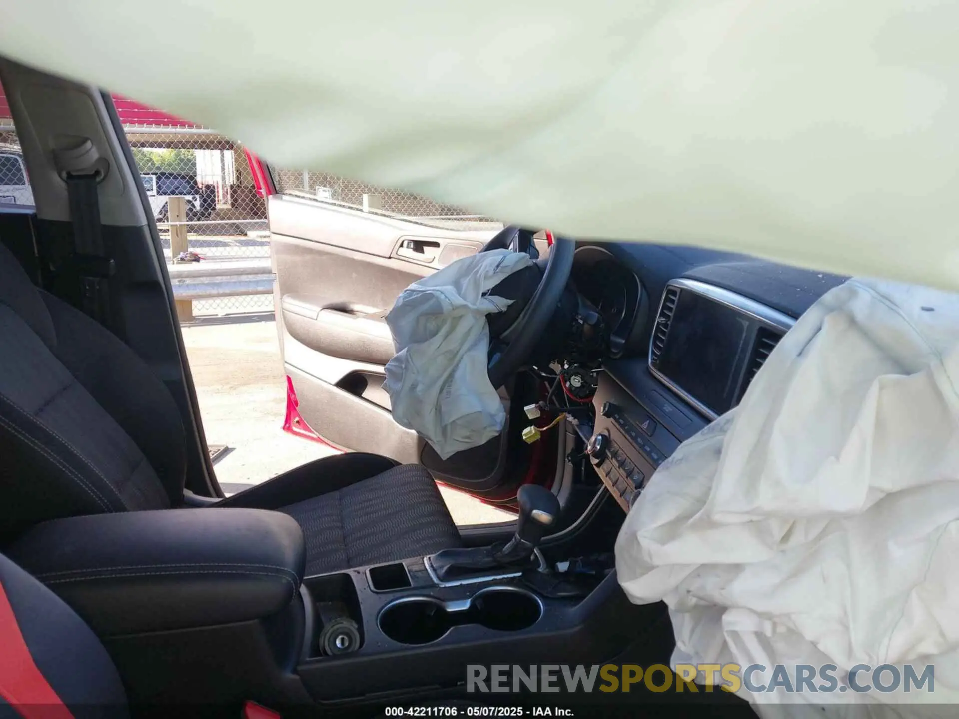 5 fotografías del automóvil dañado KNDPM3AC9L7835944 KIA SPORTAGE 2020