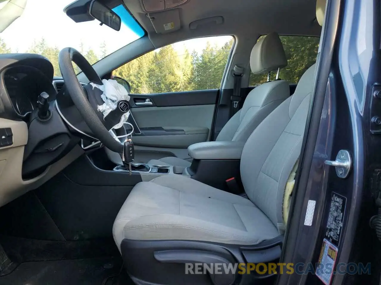 7 fotografías del automóvil dañado KNDPMCAC0L7714395 KIA SPORTAGE 2020