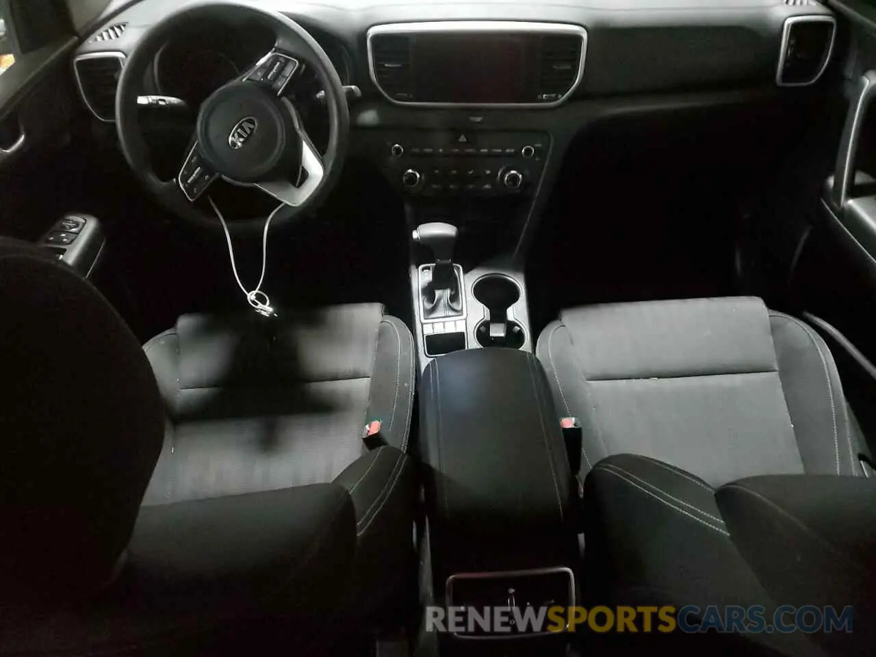 8 fotografías del automóvil dañado KNDPMCAC0L7737658 KIA SPORTAGE 2020
