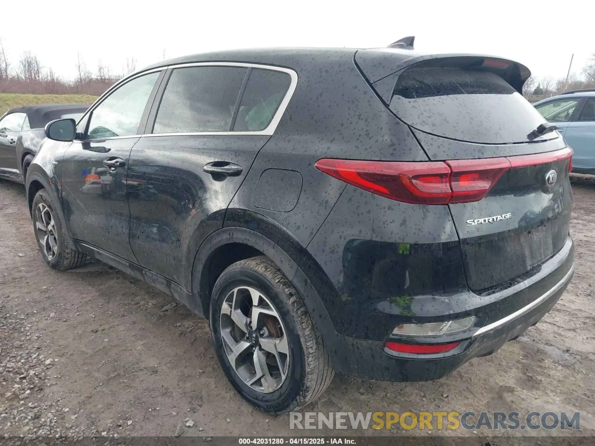 3 fotografías del automóvil dañado KNDPMCAC1L7662825 KIA SPORTAGE 2020