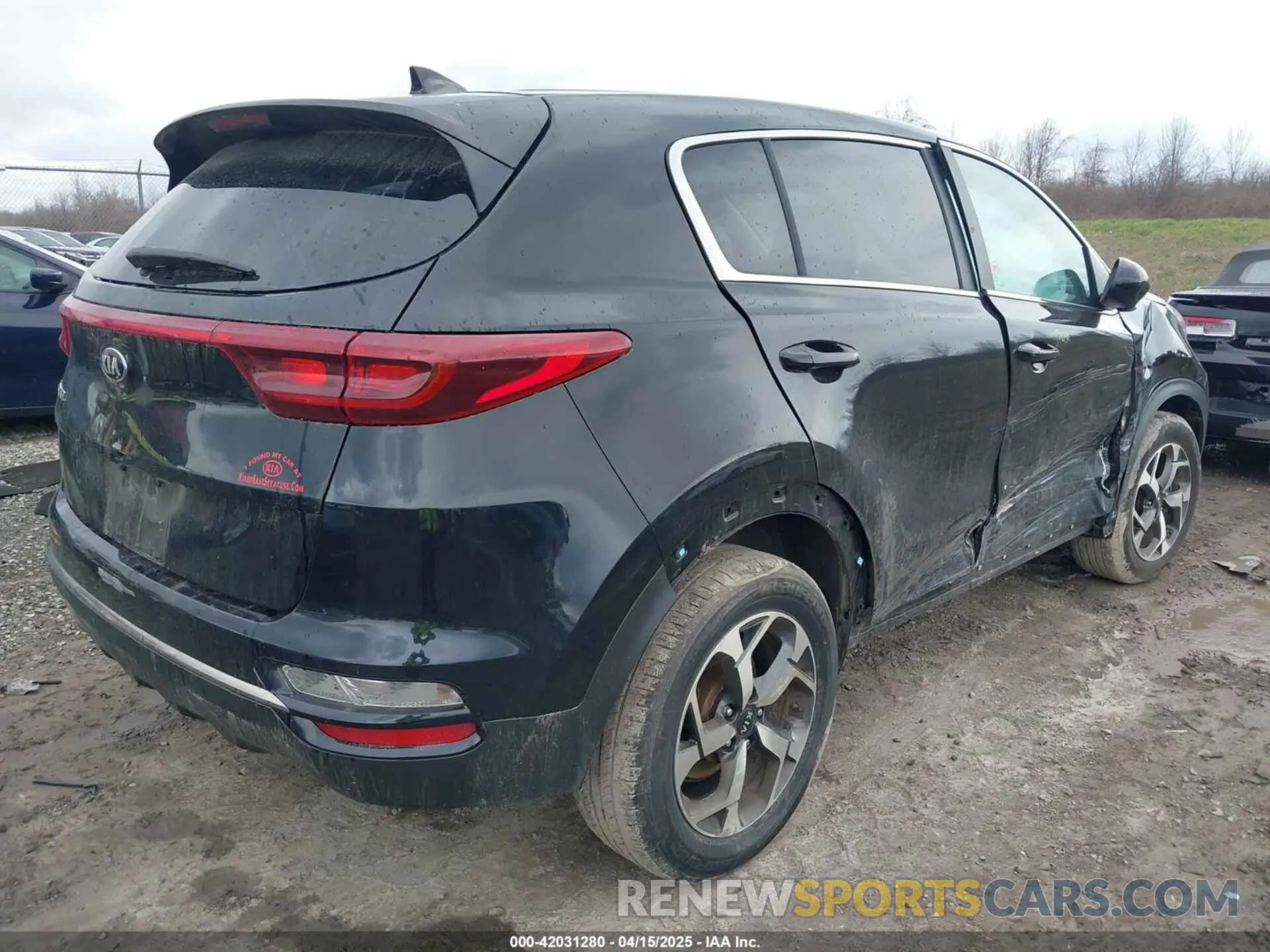 4 fotografías del automóvil dañado KNDPMCAC1L7662825 KIA SPORTAGE 2020