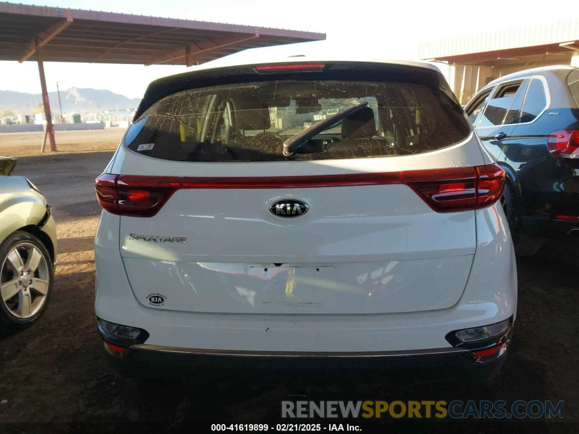 15 fotografías del automóvil dañado KNDPMCAC1L7689099 KIA SPORTAGE 2020