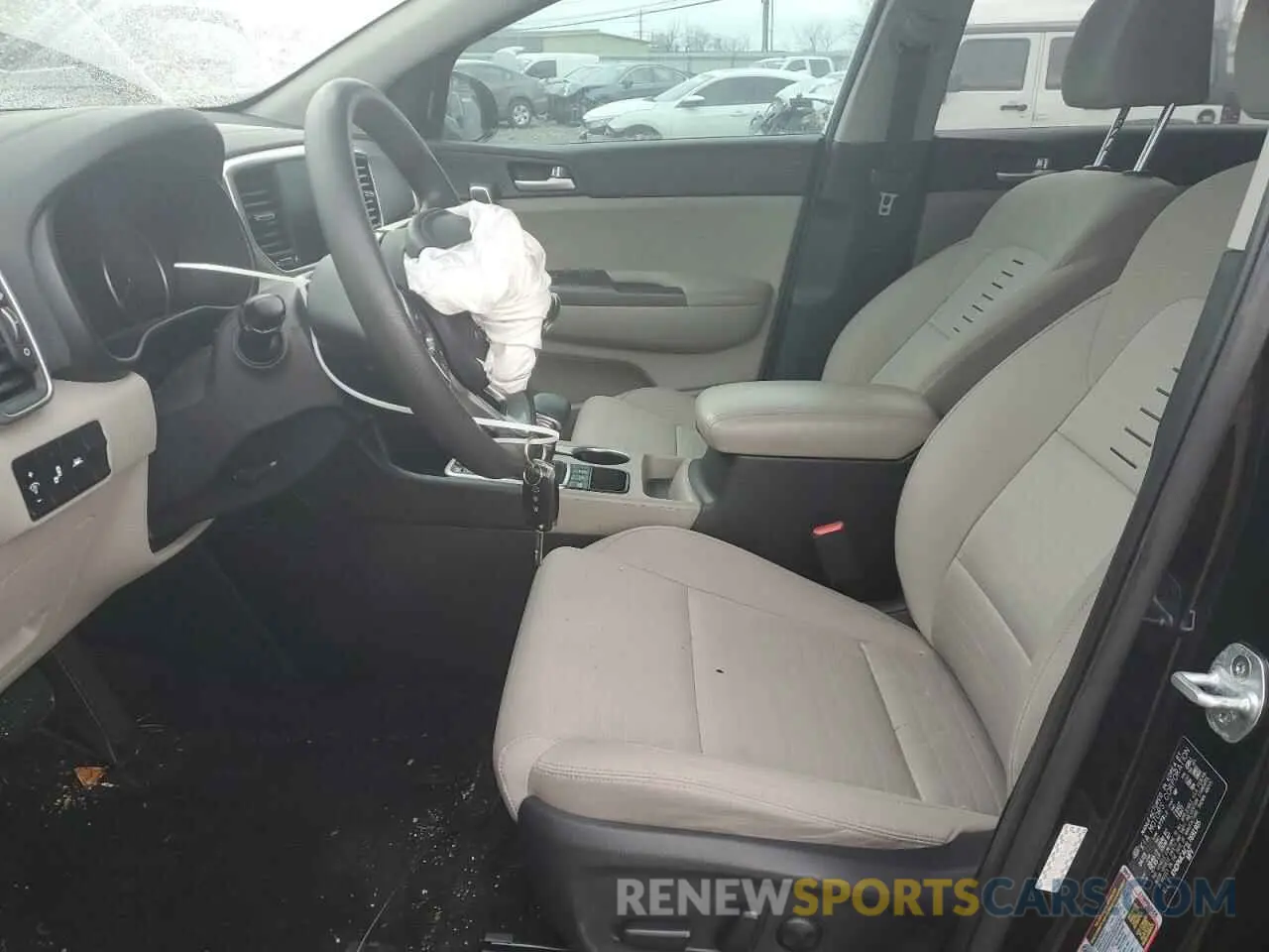 7 fotografías del automóvil dañado KNDPMCAC1L7691905 KIA SPORTAGE 2020