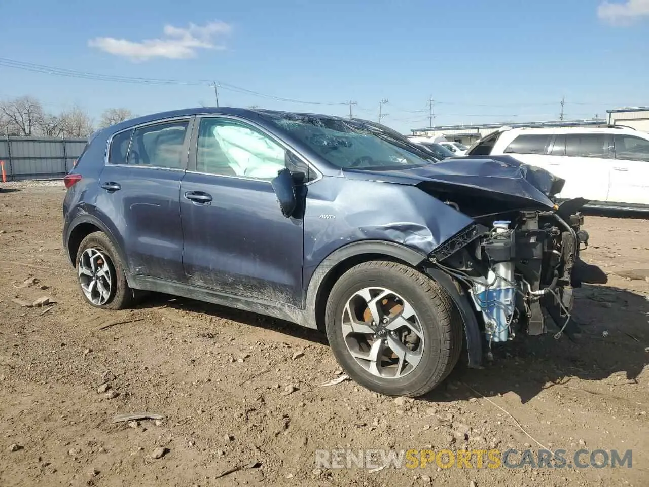 4 fotografías del automóvil dañado KNDPMCAC1L7763041 KIA SPORTAGE 2020
