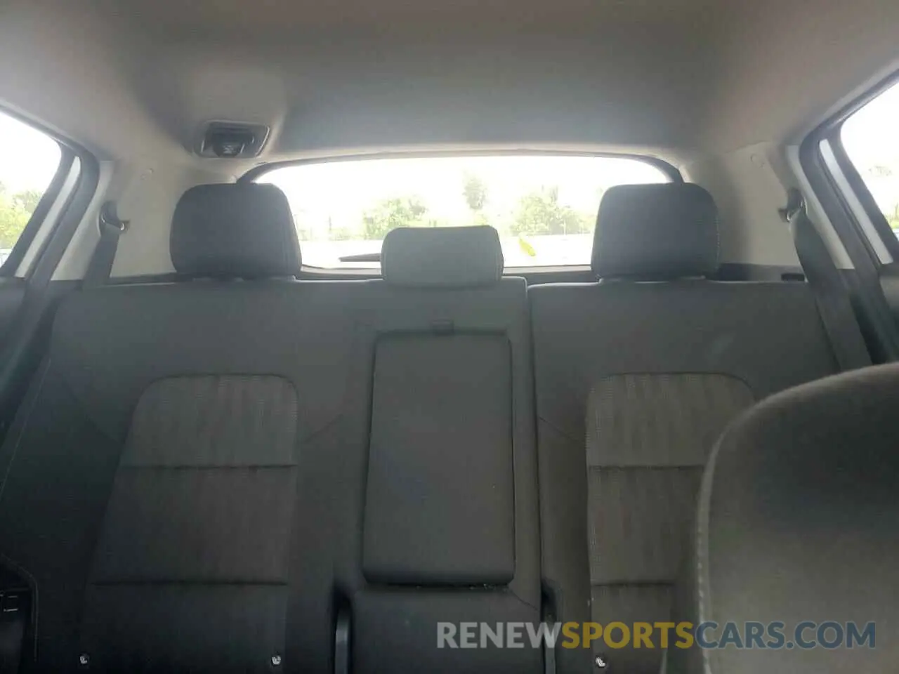 10 fotografías del automóvil dañado KNDPMCAC1L7803277 KIA SPORTAGE 2020