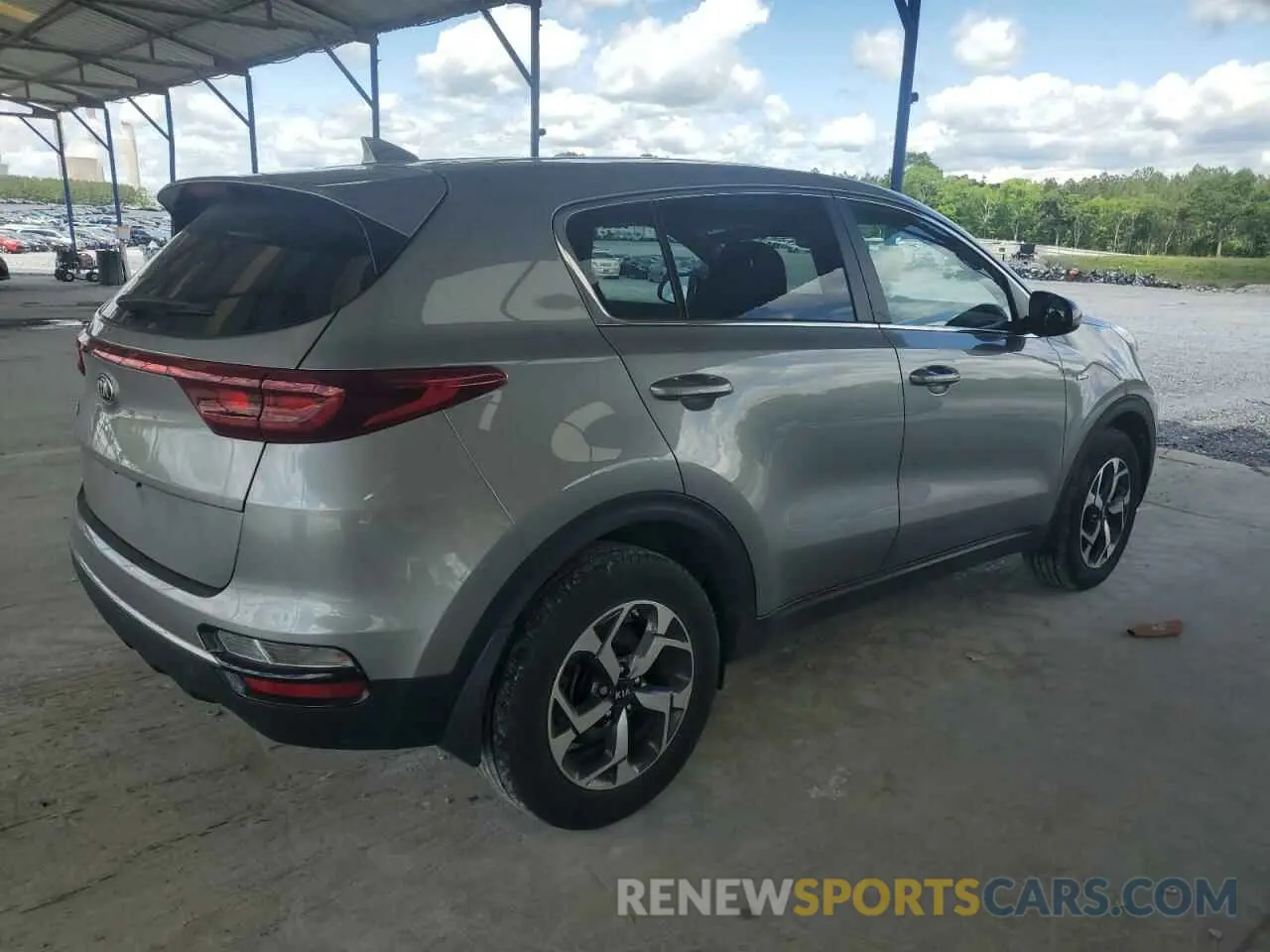 3 fotografías del automóvil dañado KNDPMCAC1L7803277 KIA SPORTAGE 2020