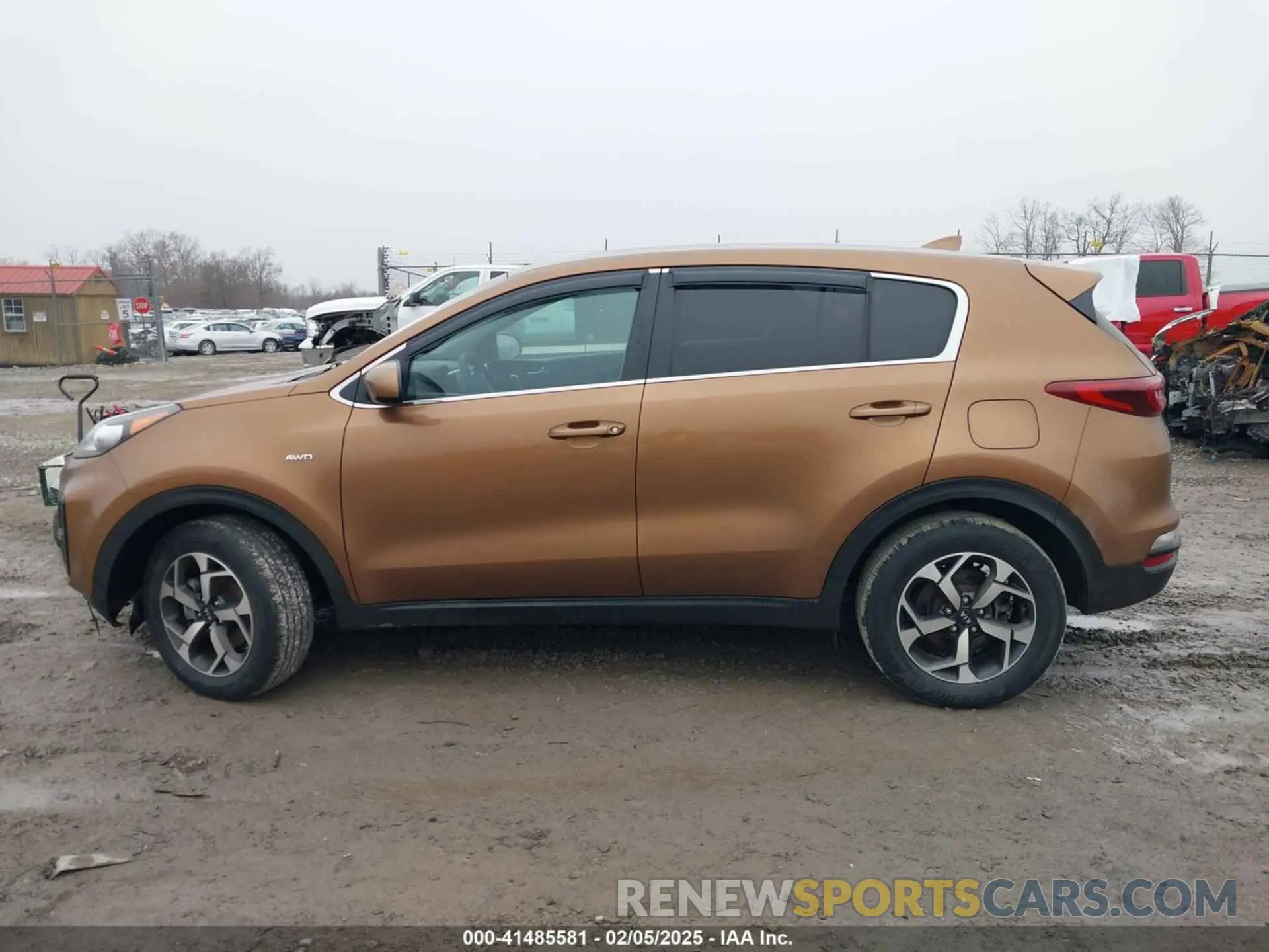 14 fotografías del automóvil dañado KNDPMCAC1L7807586 KIA SPORTAGE 2020