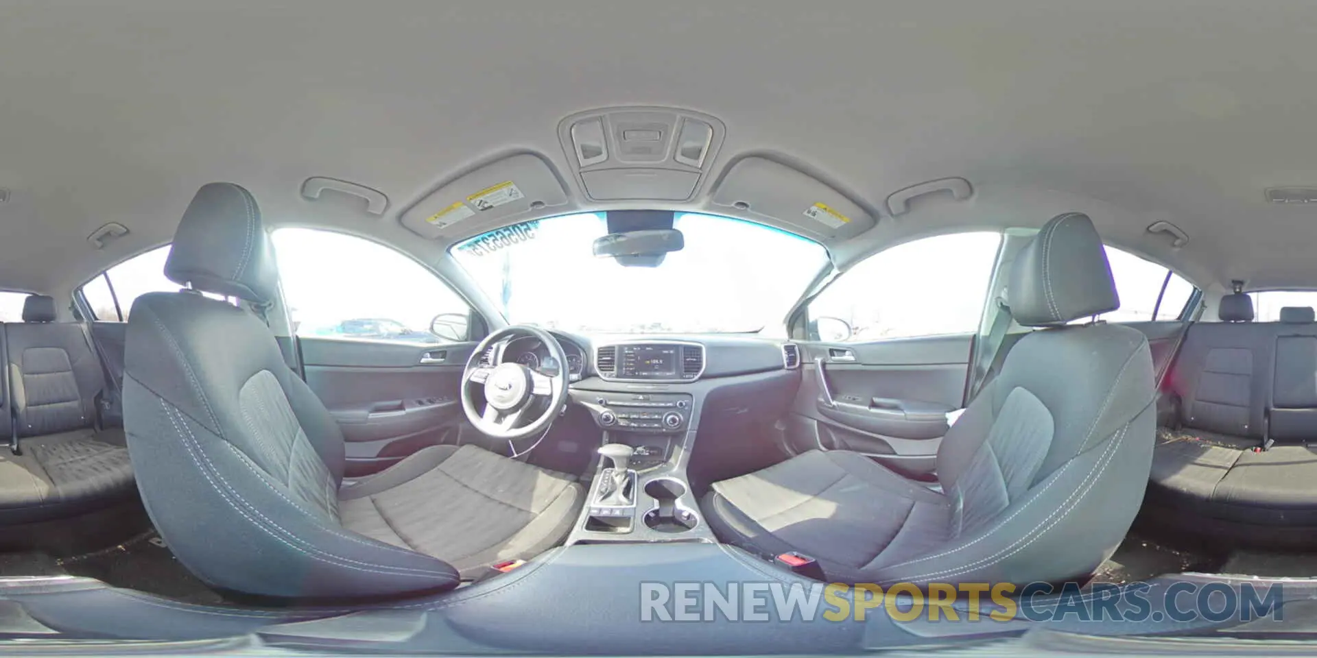 14 fotografías del automóvil dañado KNDPMCAC2L7630420 KIA SPORTAGE 2020