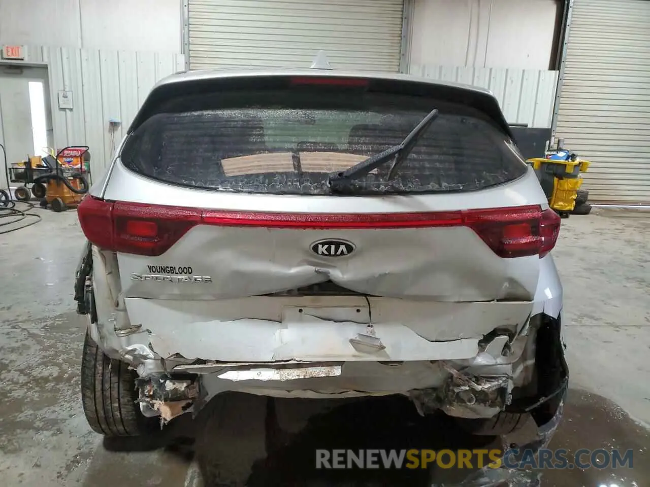 6 fotografías del automóvil dañado KNDPMCAC2L7641319 KIA SPORTAGE 2020
