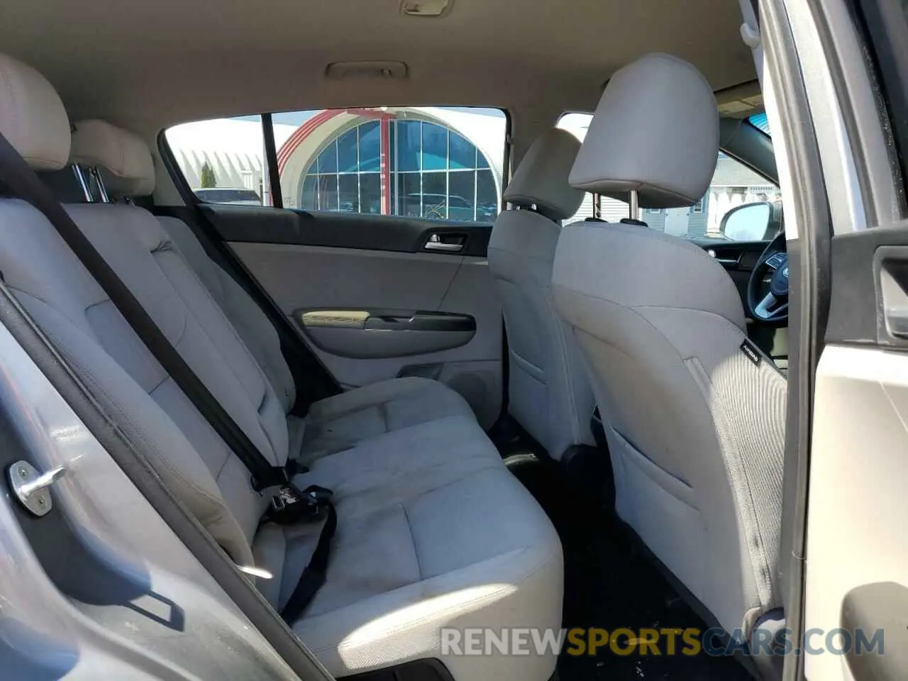 10 fotografías del automóvil dañado KNDPMCAC2L7771035 KIA SPORTAGE 2020