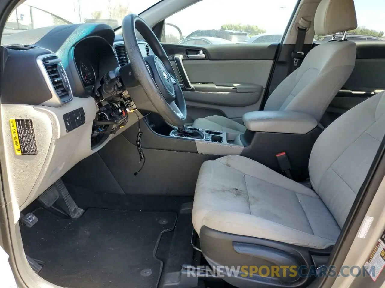 7 fotografías del automóvil dañado KNDPMCAC2L7771035 KIA SPORTAGE 2020