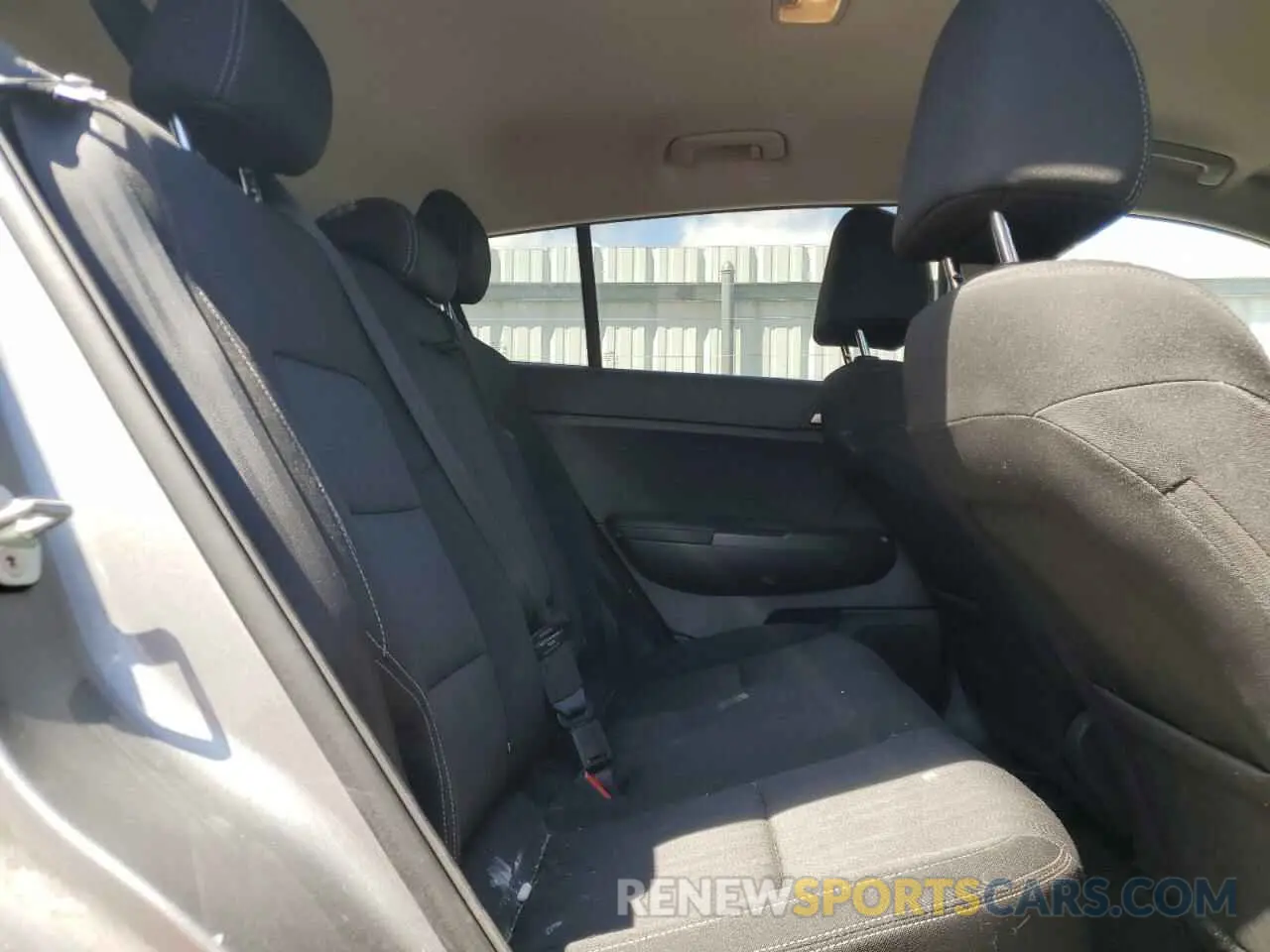 11 fotografías del automóvil dañado KNDPMCAC2L7781578 KIA SPORTAGE 2020