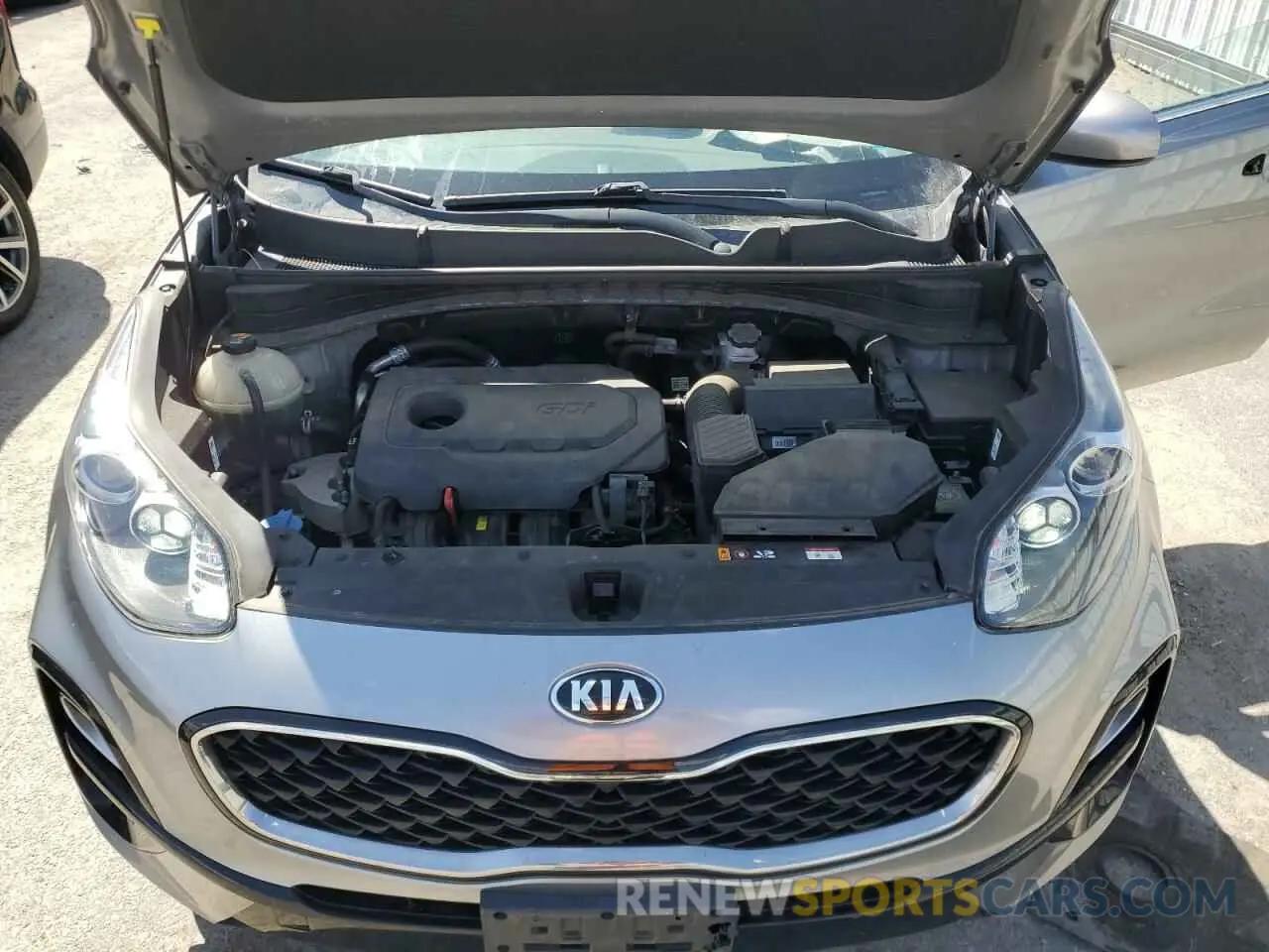 12 fotografías del automóvil dañado KNDPMCAC2L7781578 KIA SPORTAGE 2020