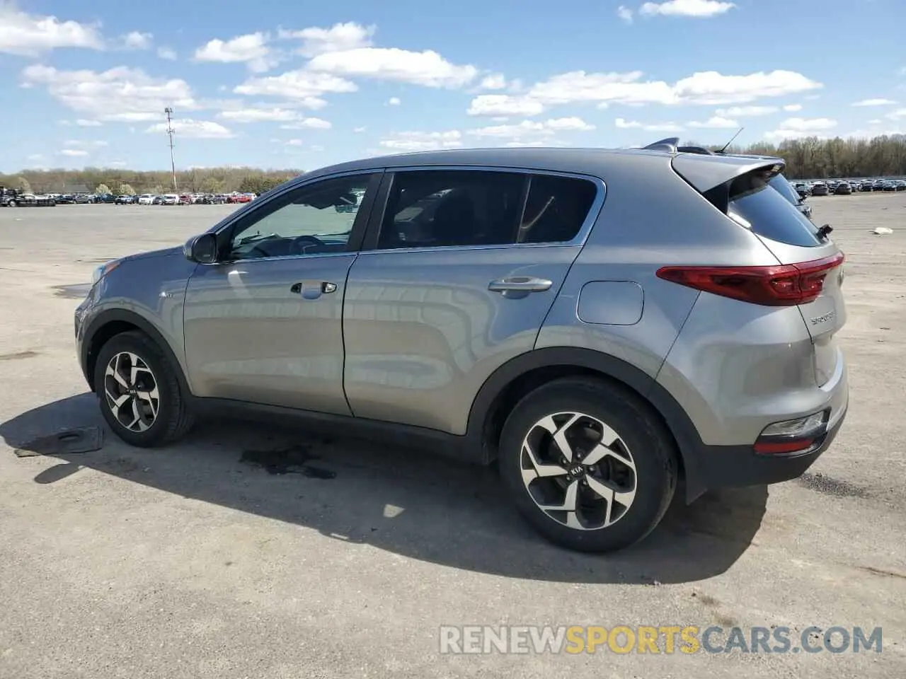 2 fotografías del automóvil dañado KNDPMCAC2L7781578 KIA SPORTAGE 2020