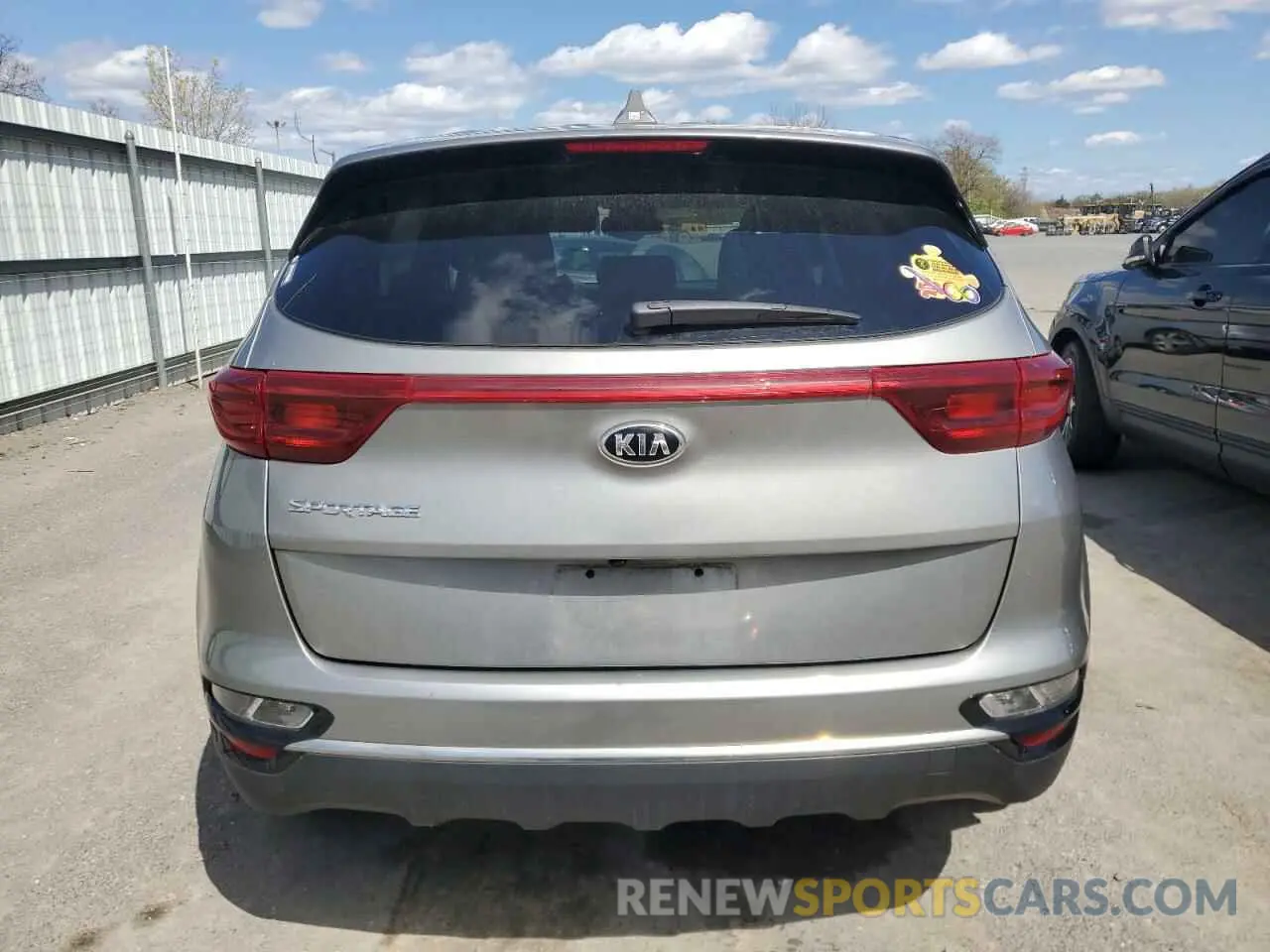 6 fotografías del automóvil dañado KNDPMCAC2L7781578 KIA SPORTAGE 2020