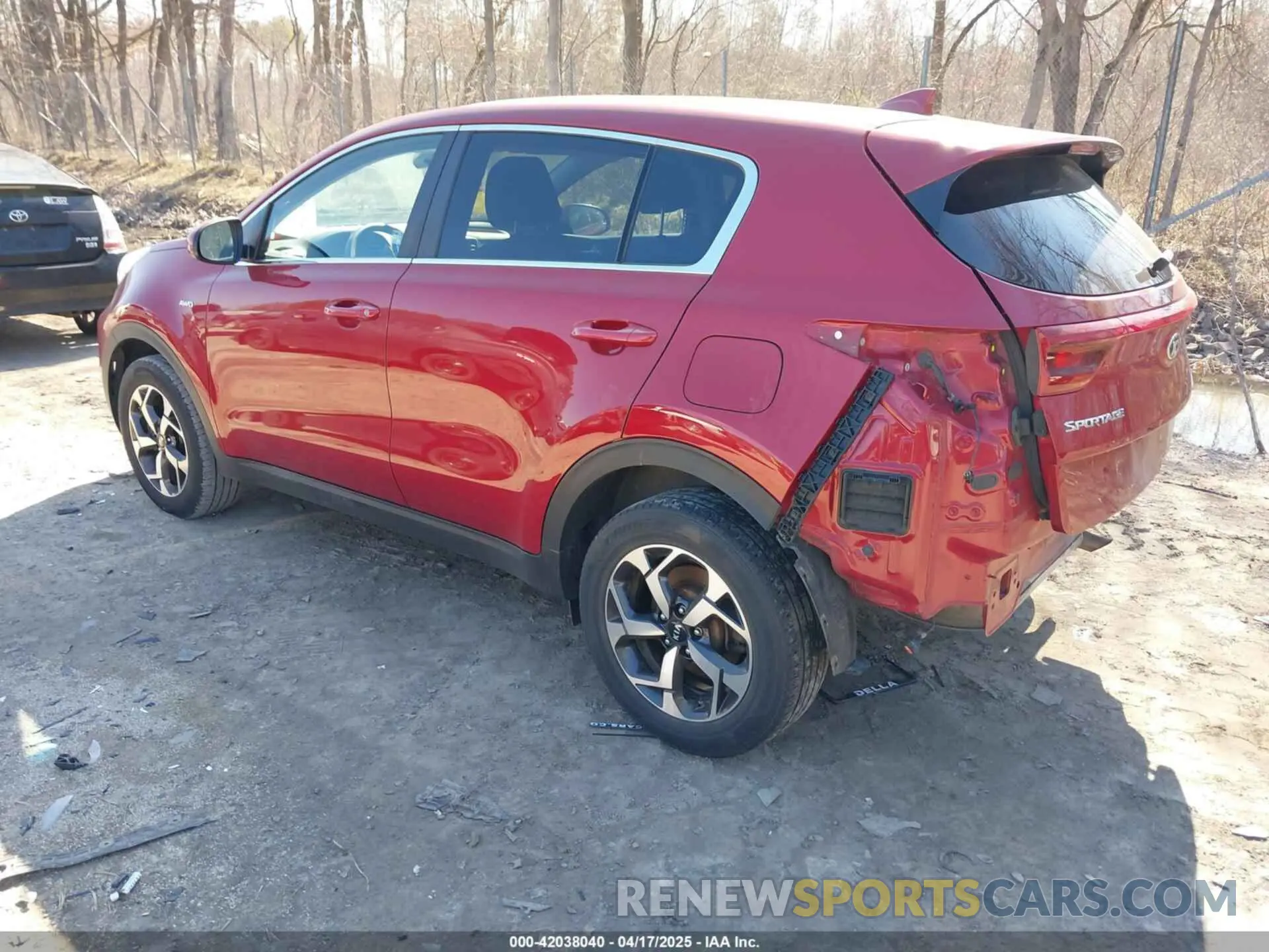 3 fotografías del automóvil dañado KNDPMCAC4L7667162 KIA SPORTAGE 2020