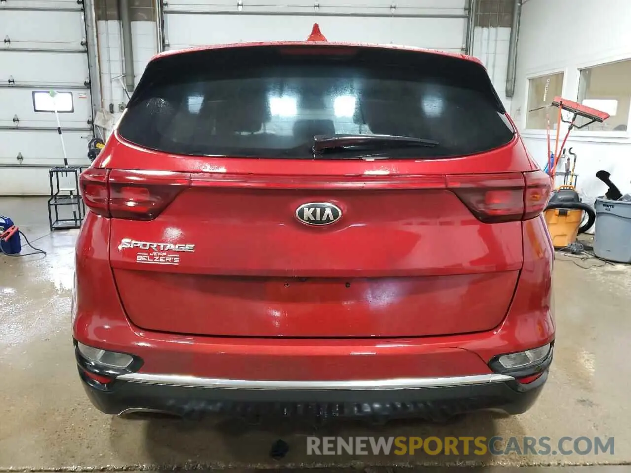 6 fotografías del automóvil dañado KNDPMCAC4L7725769 KIA SPORTAGE 2020