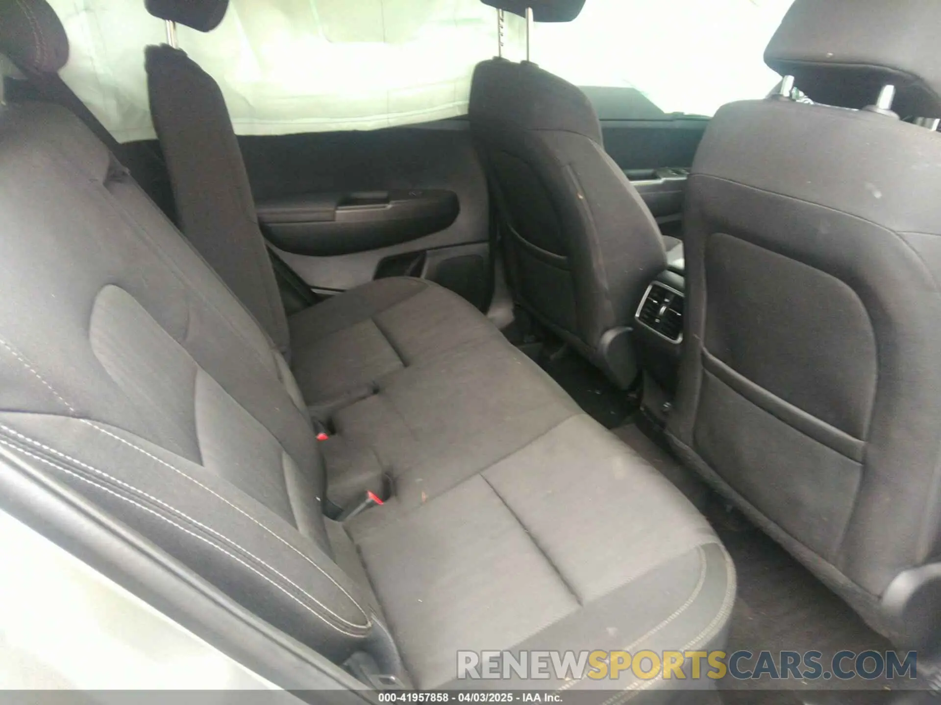 8 fotografías del automóvil dañado KNDPMCAC4L7751398 KIA SPORTAGE 2020