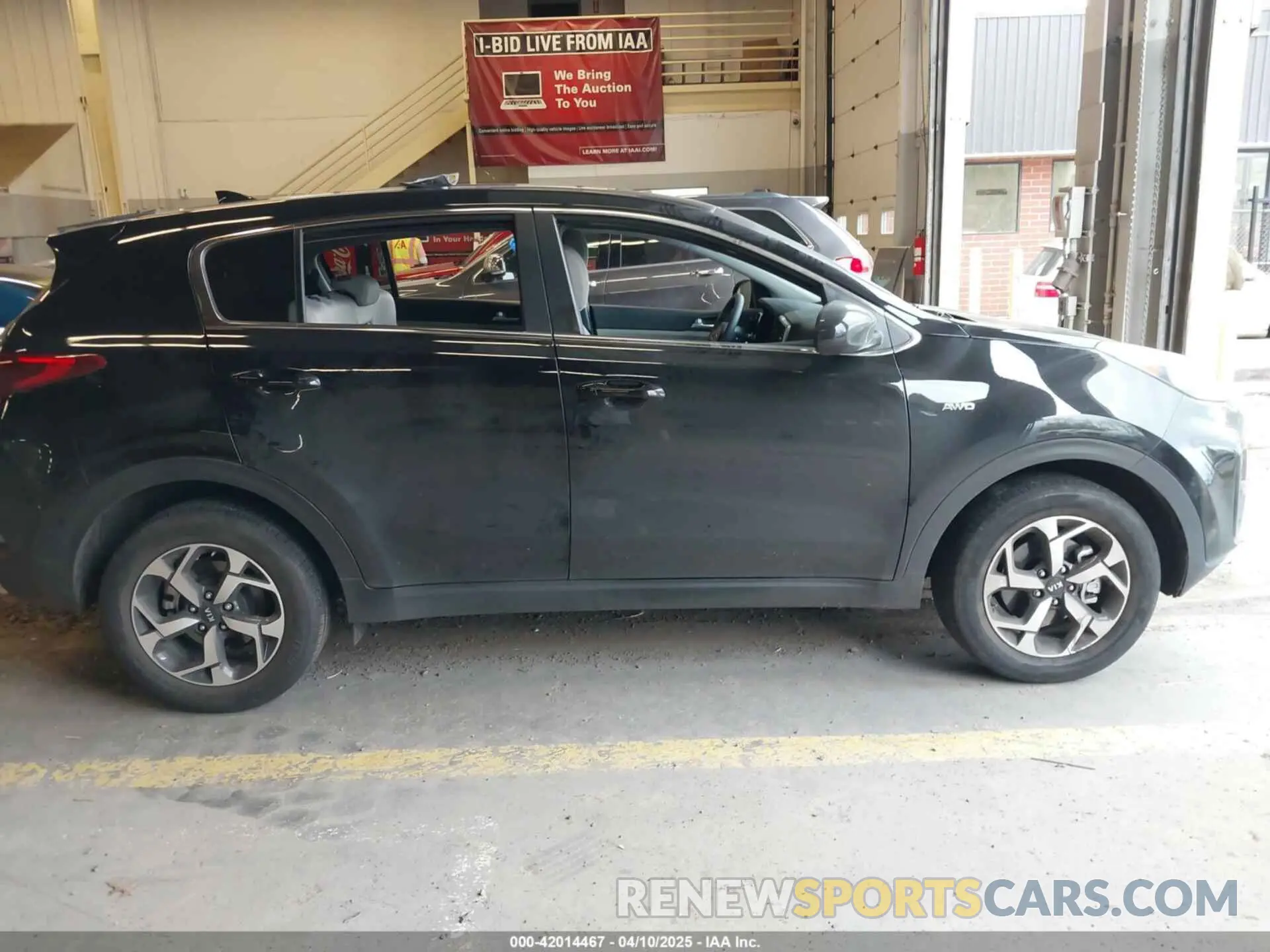 12 fotografías del automóvil dañado KNDPMCAC4L7805735 KIA SPORTAGE 2020