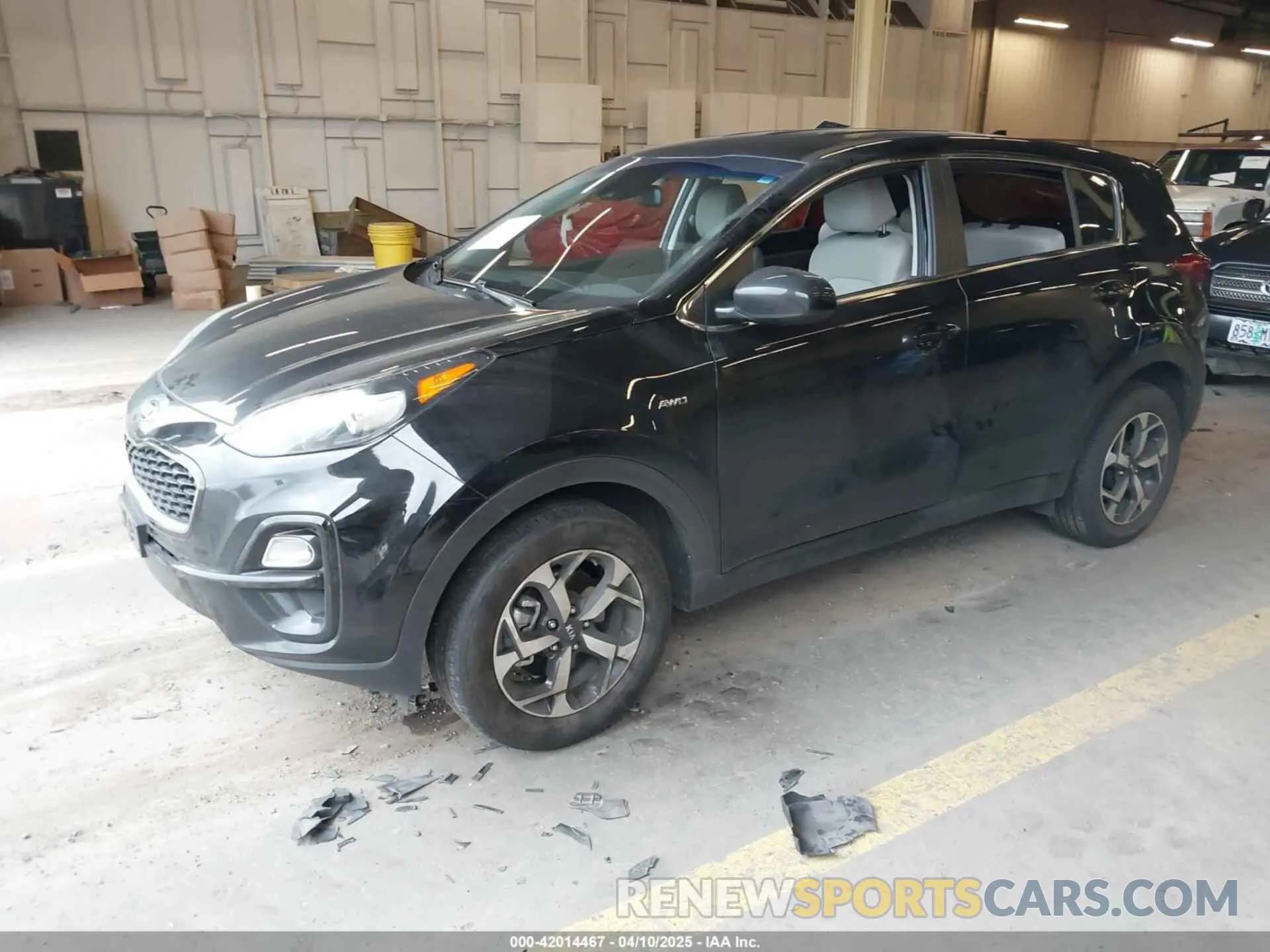 2 fotografías del automóvil dañado KNDPMCAC4L7805735 KIA SPORTAGE 2020