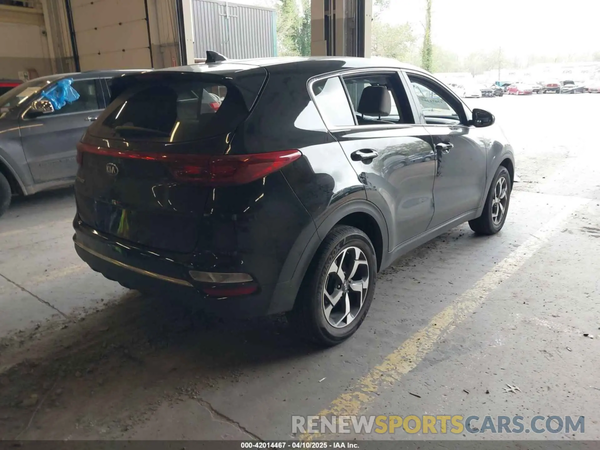 4 fotografías del automóvil dañado KNDPMCAC4L7805735 KIA SPORTAGE 2020