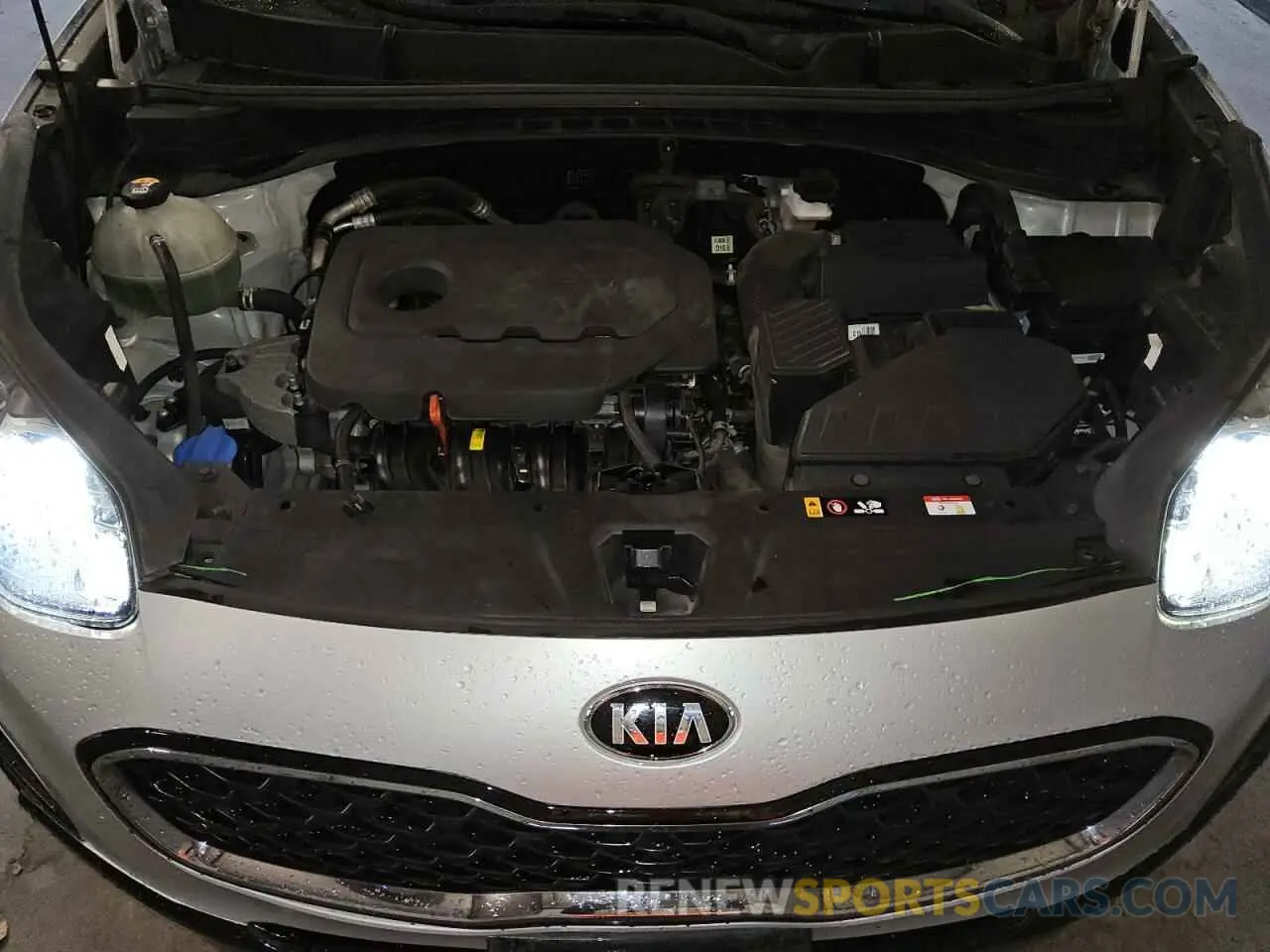 12 fotografías del automóvil dañado KNDPMCAC5L7661886 KIA SPORTAGE 2020