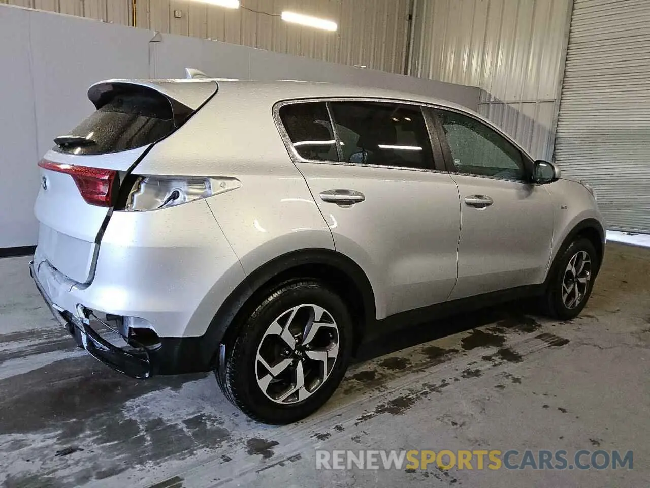 3 fotografías del automóvil dañado KNDPMCAC5L7661886 KIA SPORTAGE 2020
